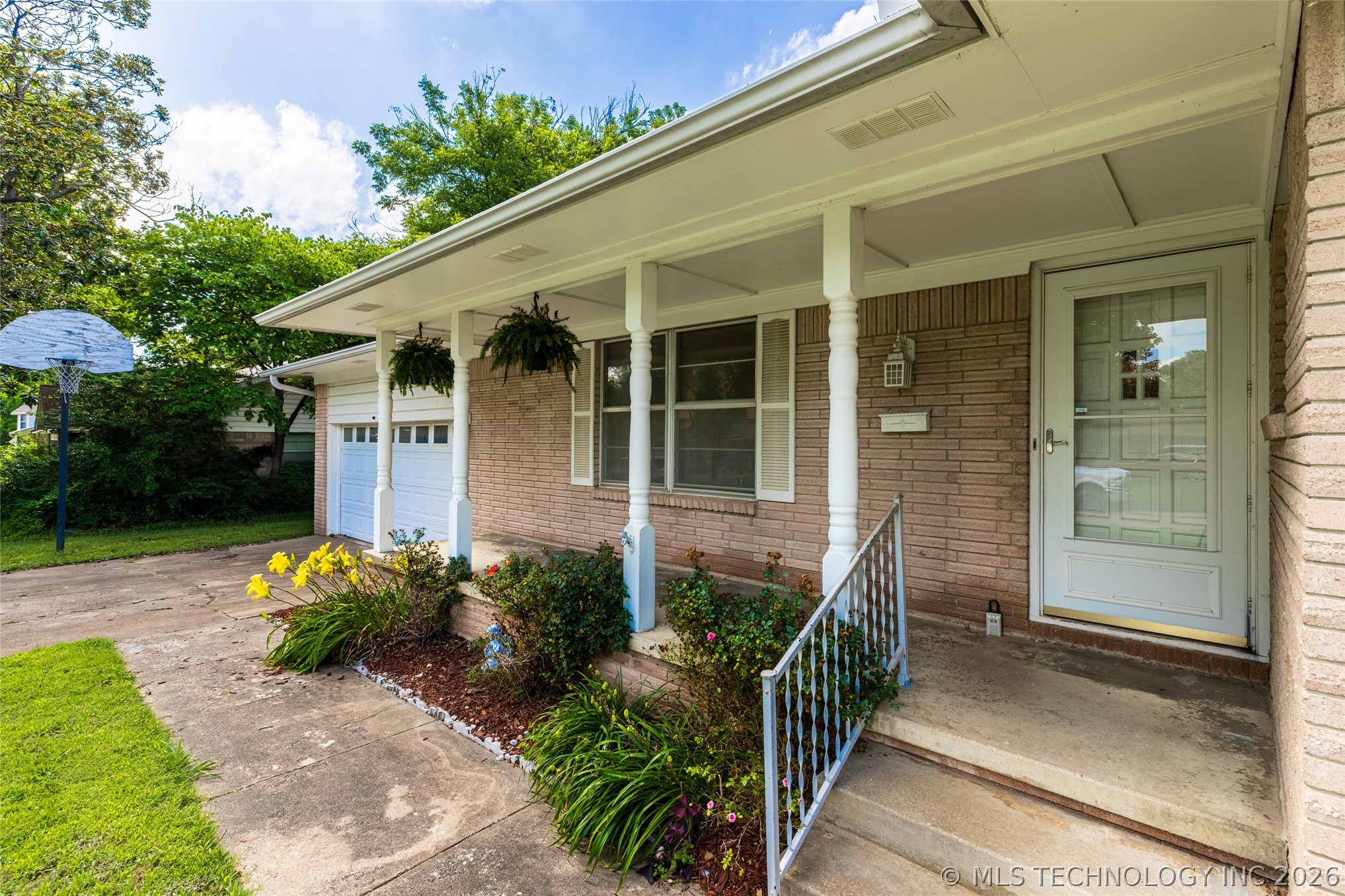 312 E 16th Street Claremore OK 74017