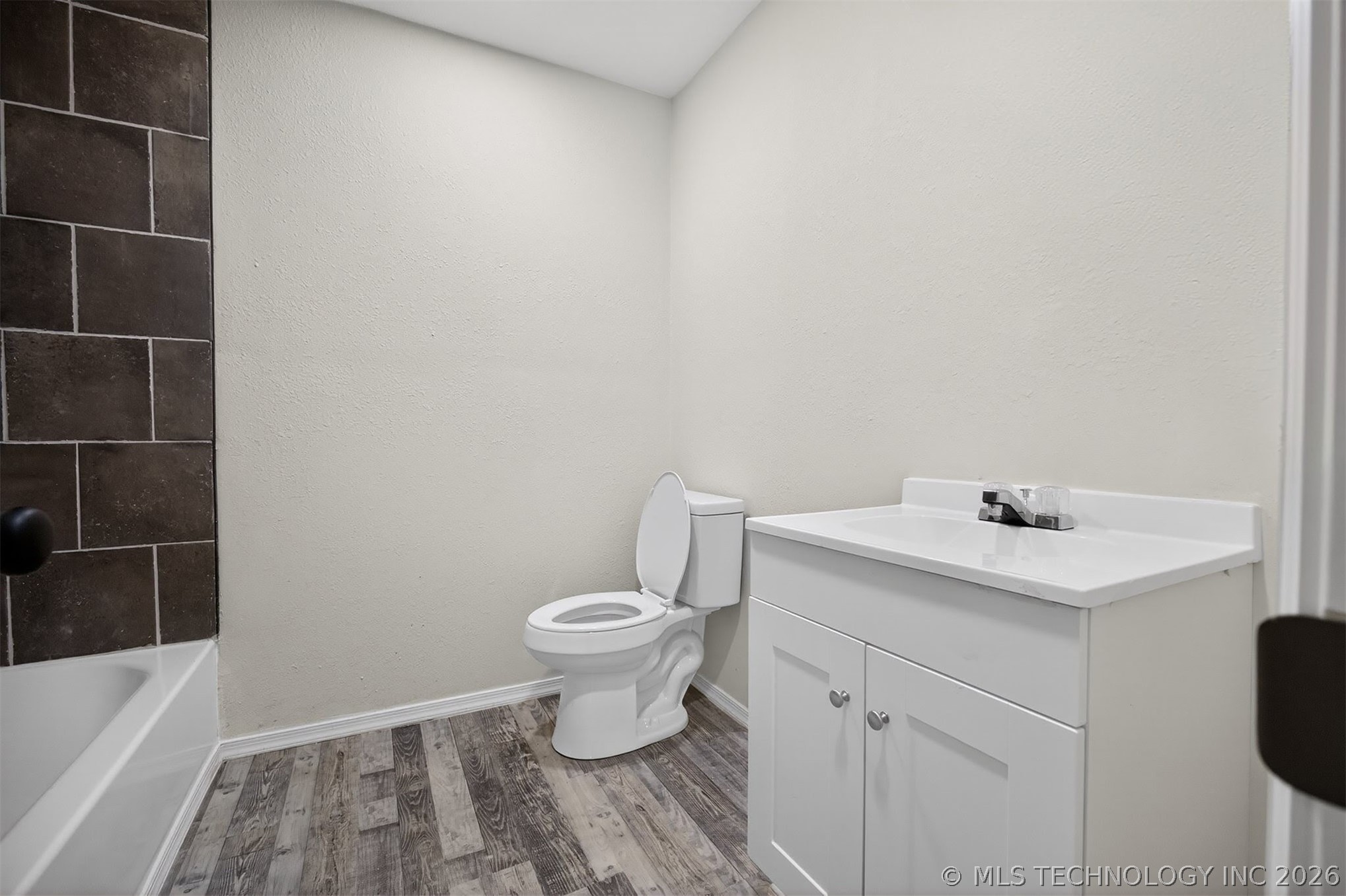 5595 S 4405 Road Locust Grove OK 74352