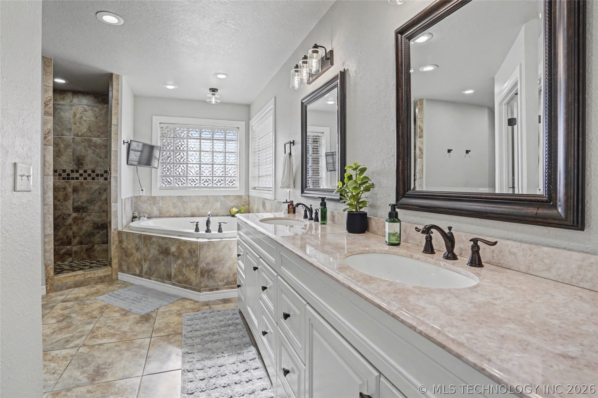 2168 S 433 Road Pryor OK 74361