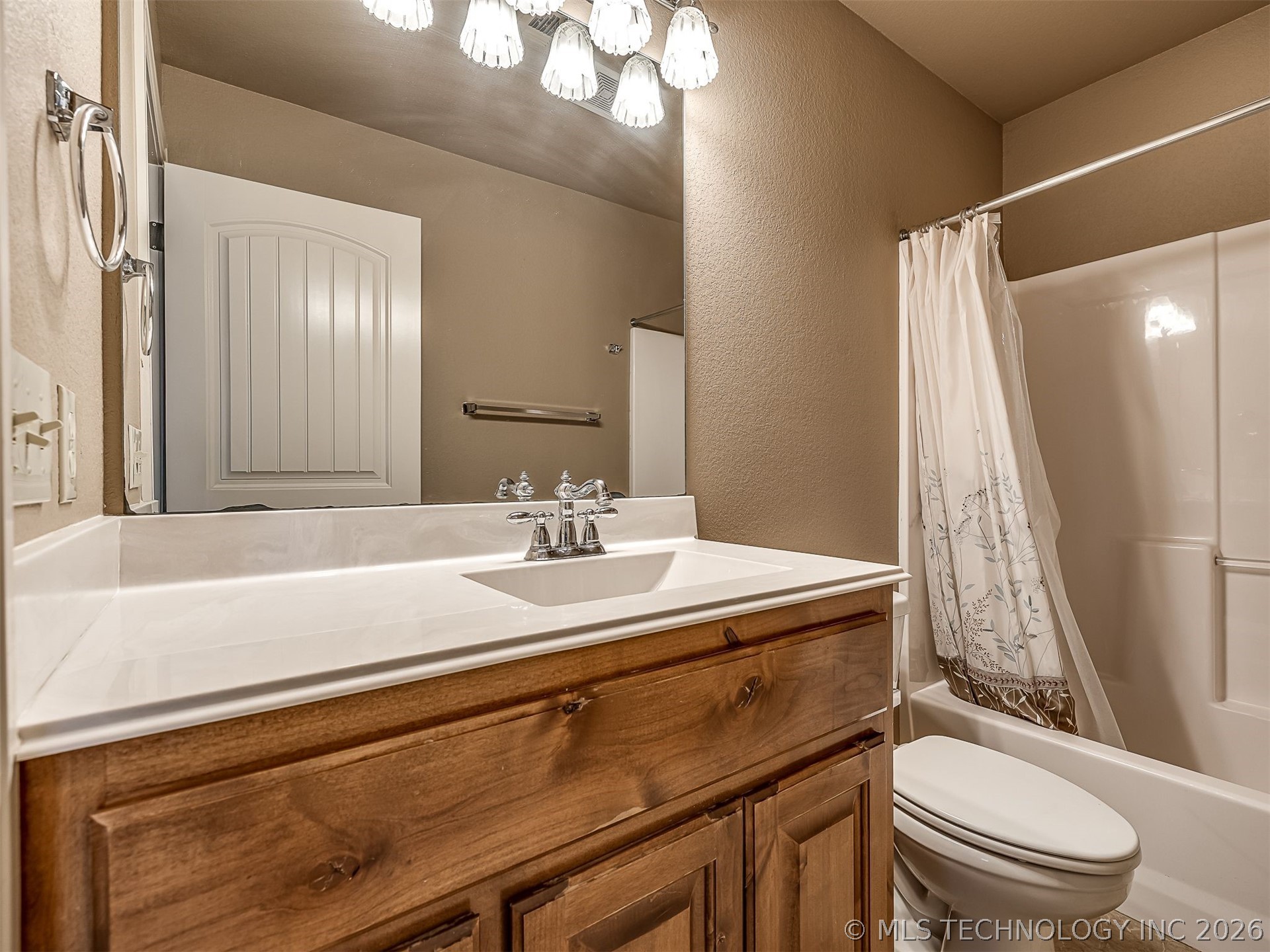 1204 W Fargo Lane Broken Arrow OK 74012