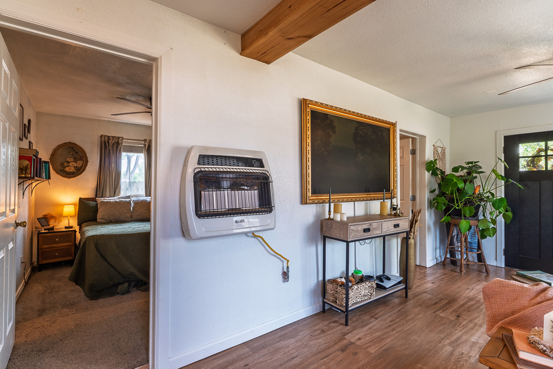 608 W Coleman Colbert OK 74733