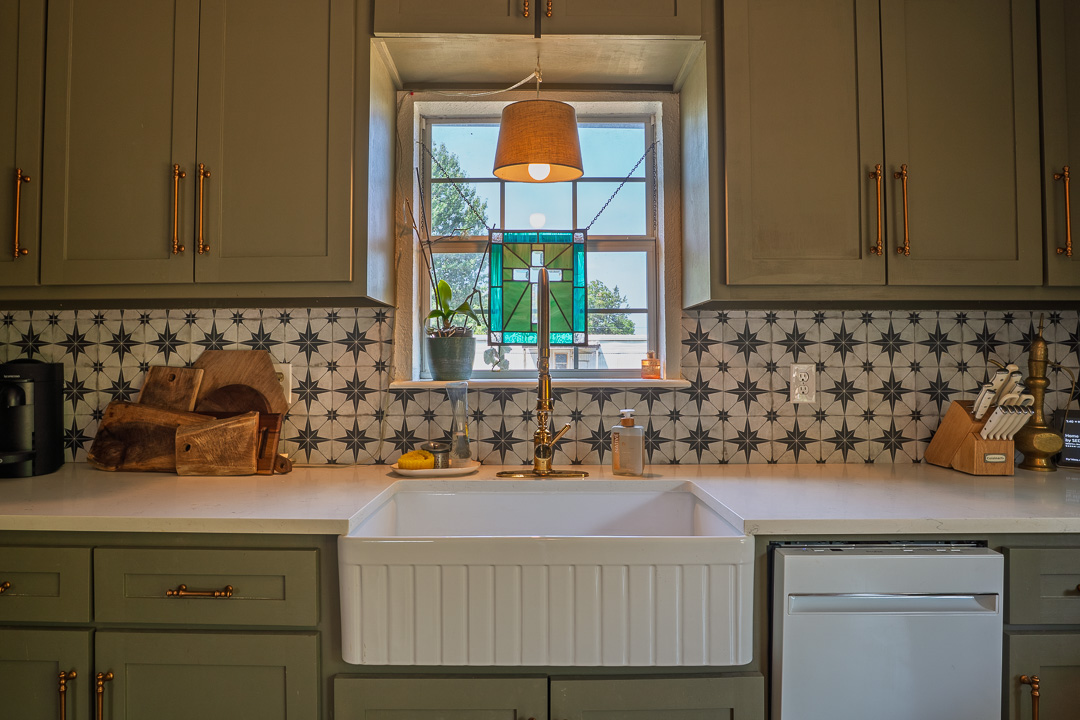 608 W Coleman Colbert OK 74733