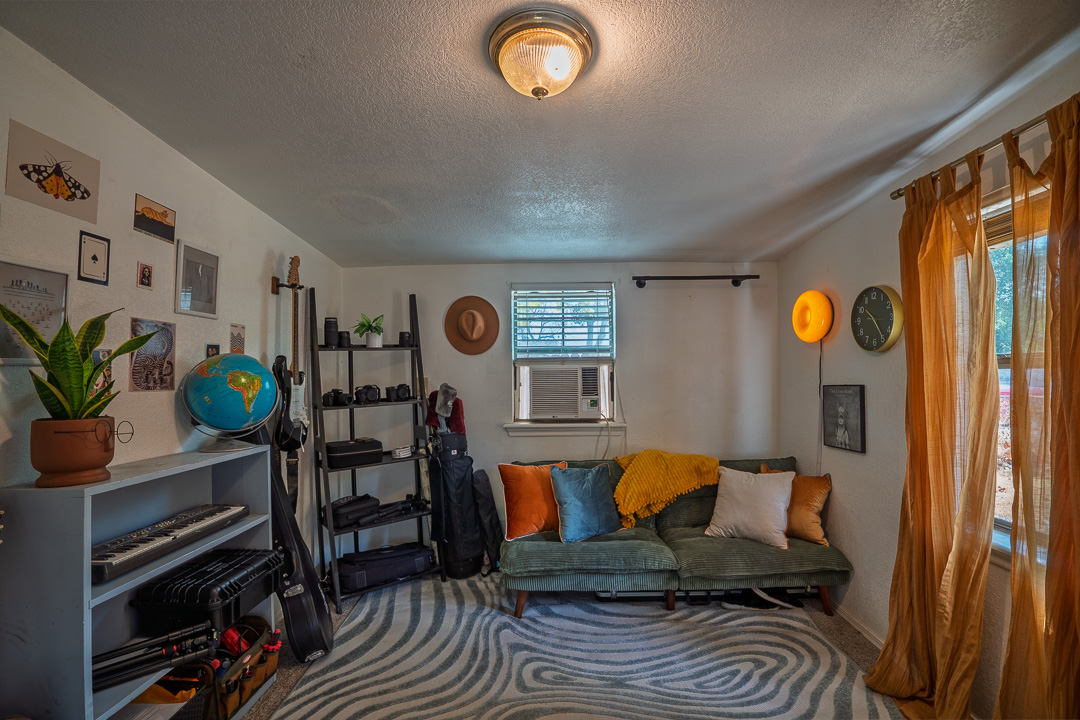 608 W Coleman Colbert OK 74733