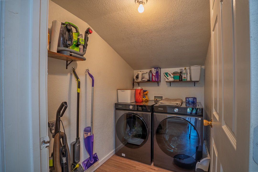 608 W Coleman Colbert OK 74733
