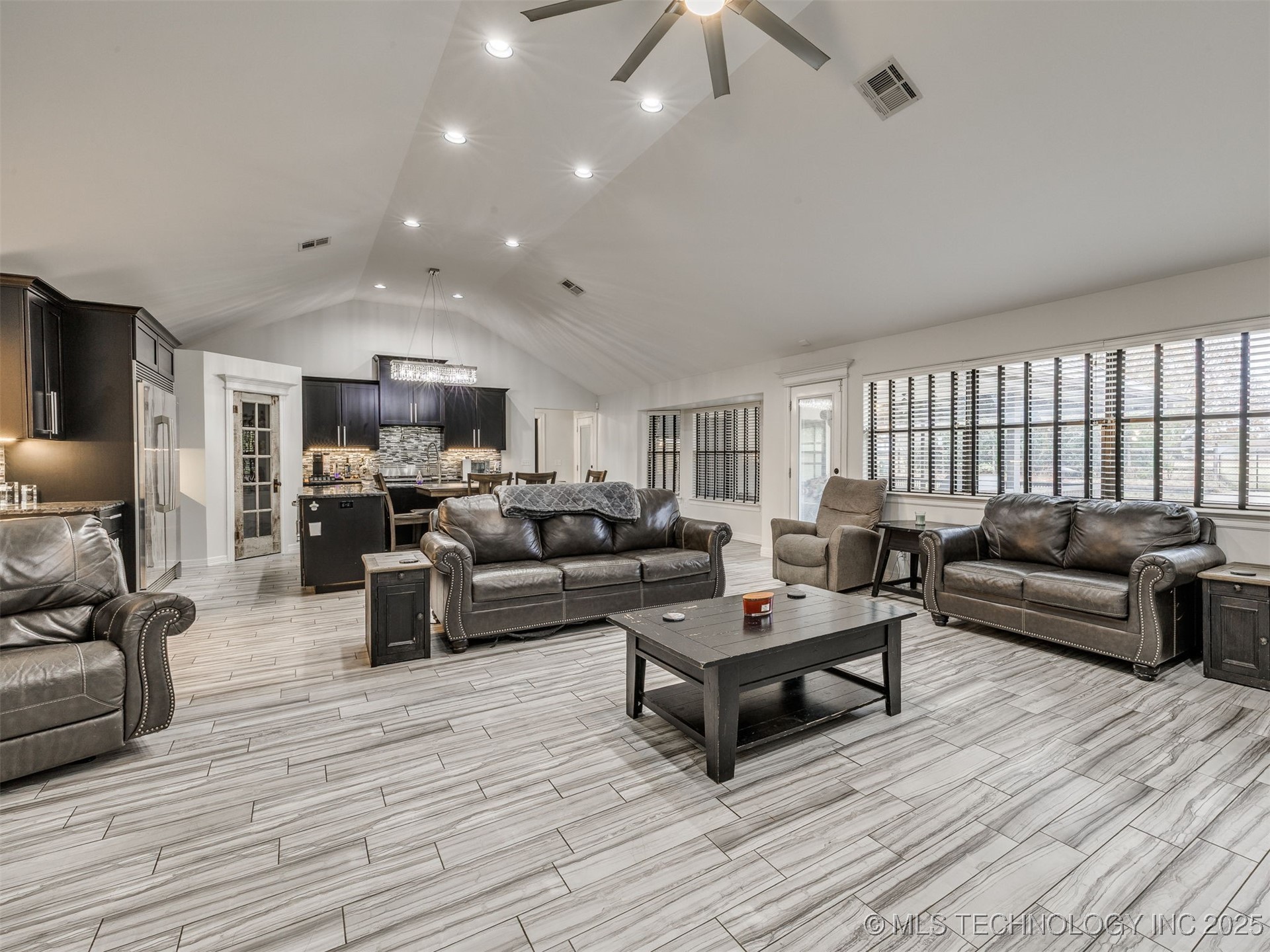 517 Meadowood Drive Broken Arrow OK 74011