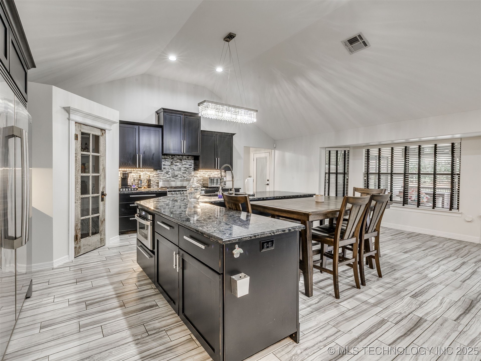 517 Meadowood Drive Broken Arrow OK 74011