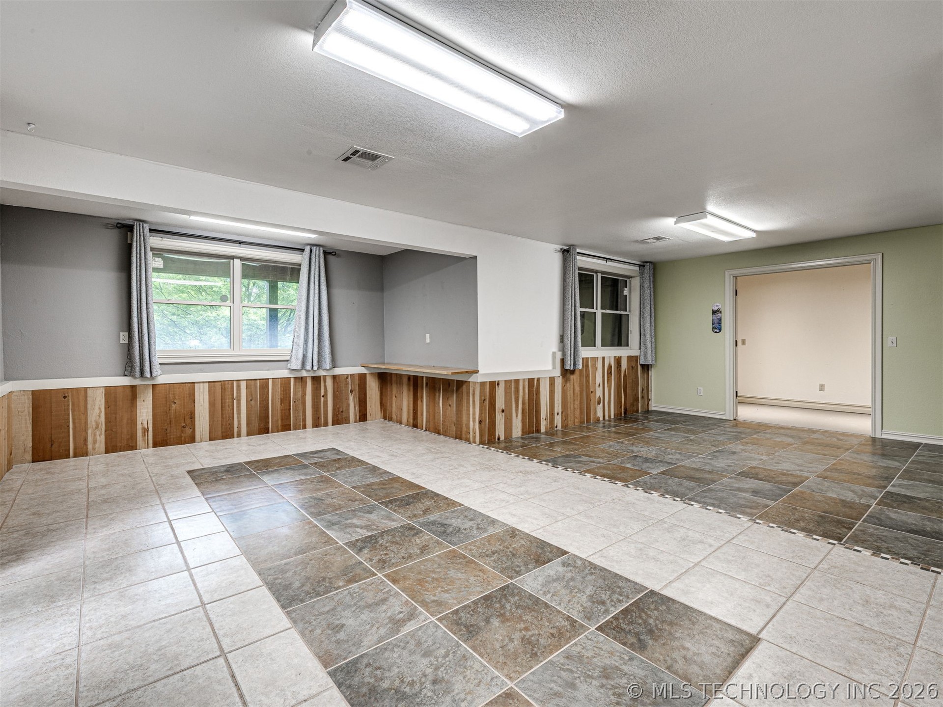 18894 E 80th Street Owasso OK 74055