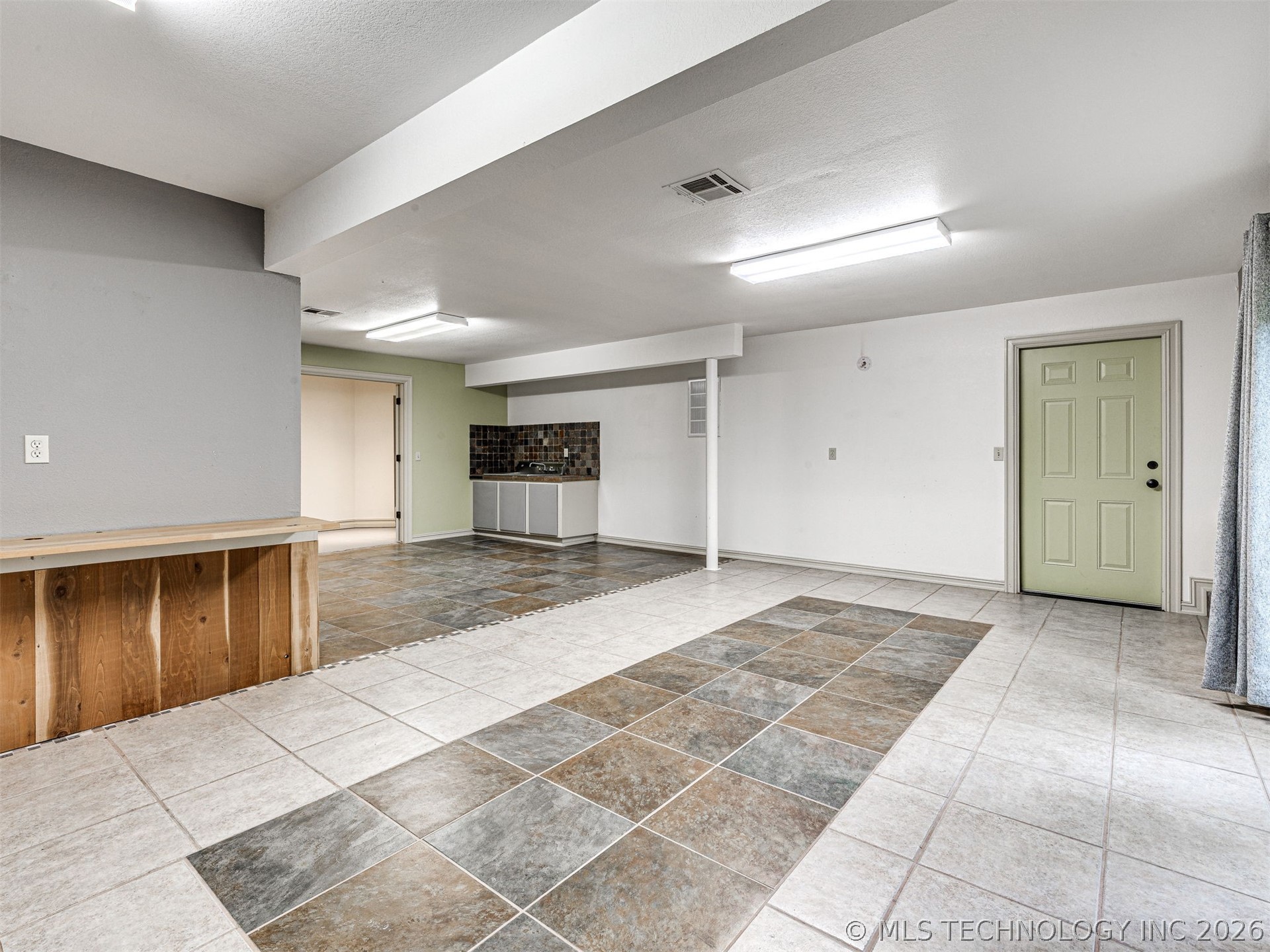 18894 E 80th Street Owasso OK 74055