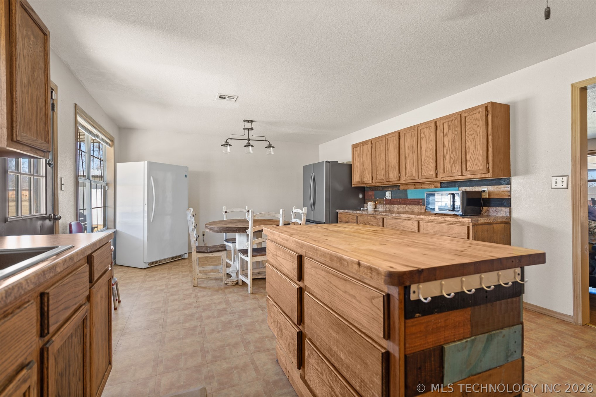 1820 W 14th Street Sulphur OK 73086