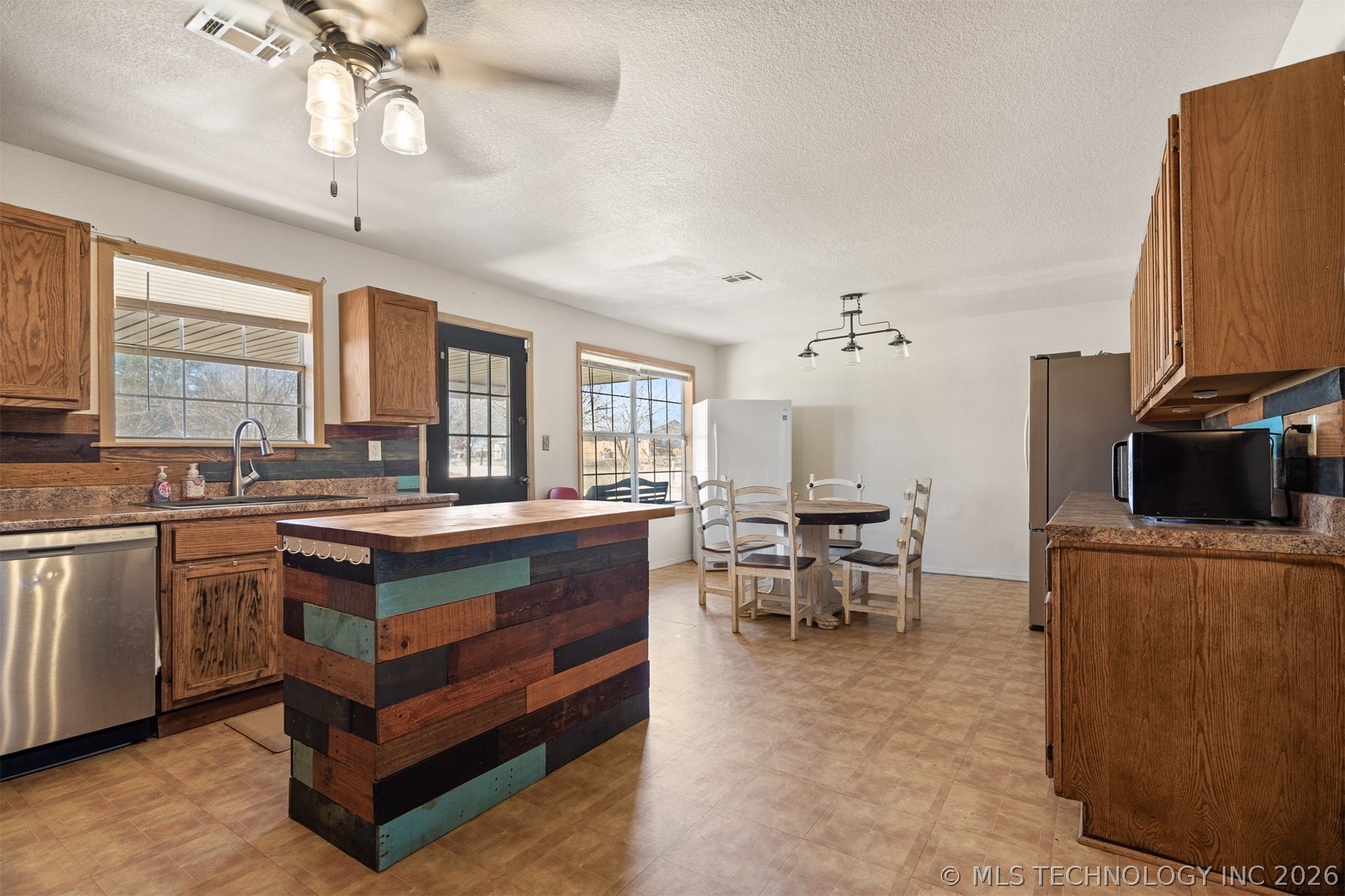 1820 W 14th Street Sulphur OK 73086