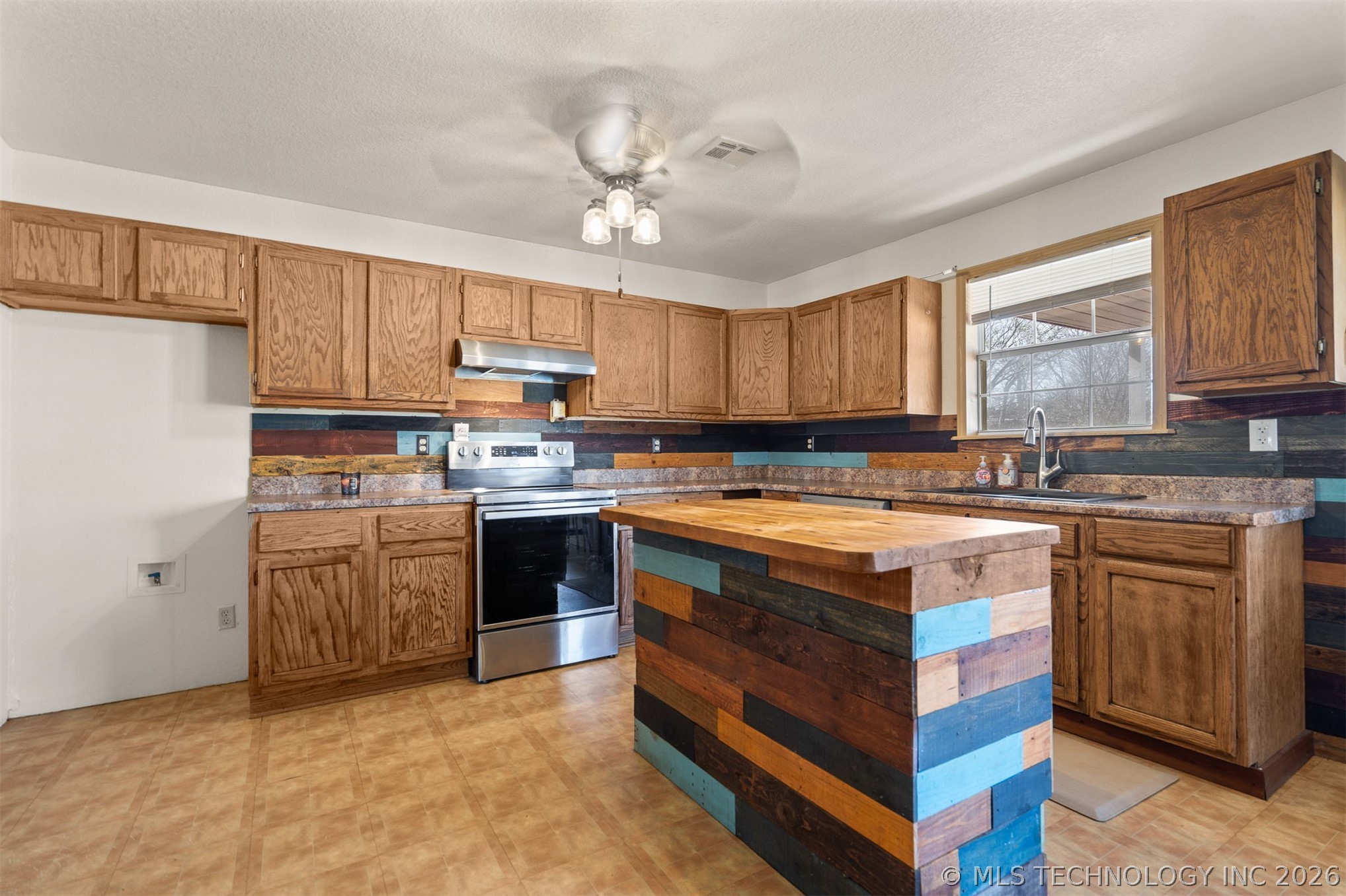 1820 W 14th Street Sulphur OK 73086