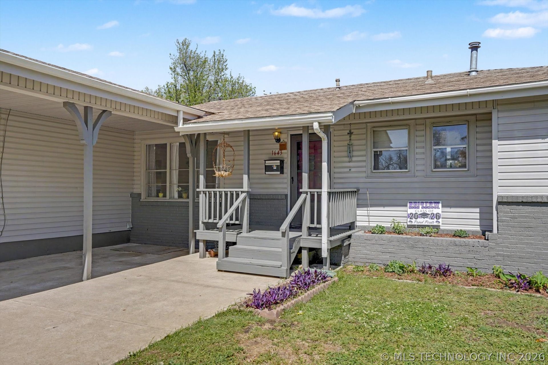 1643 E 55th Place Tulsa OK 74105