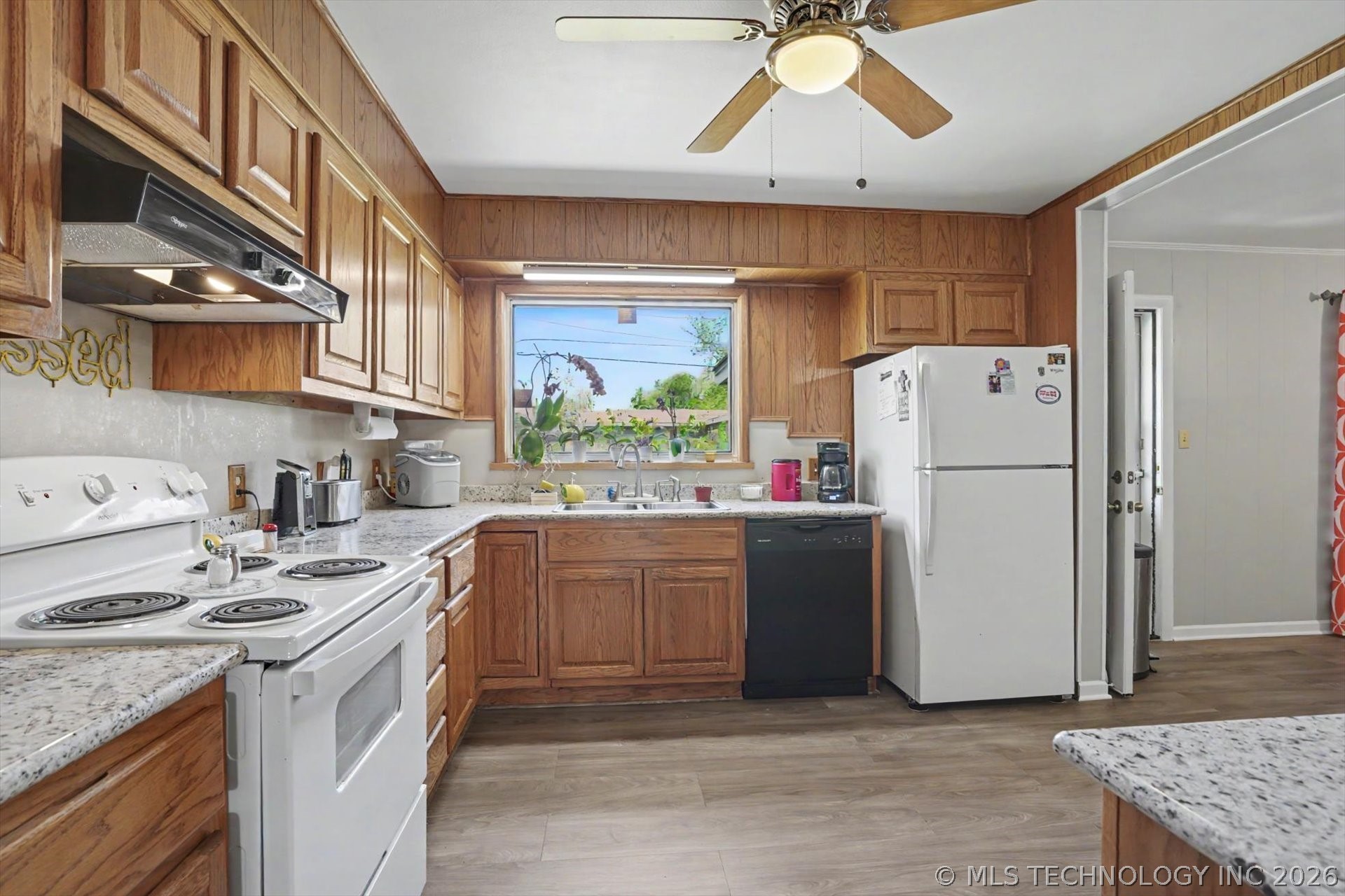 1643 E 55th Place Tulsa OK 74105