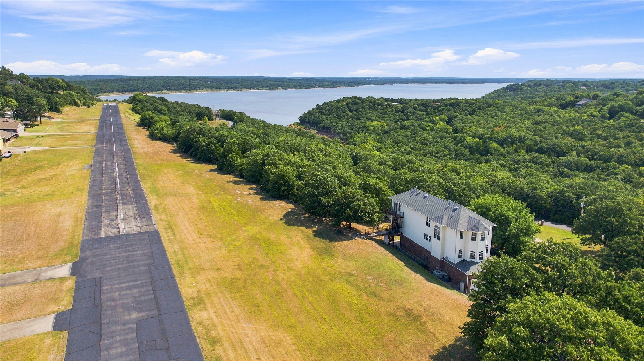 778 W Lakeshore Drive Cleveland OK 74020