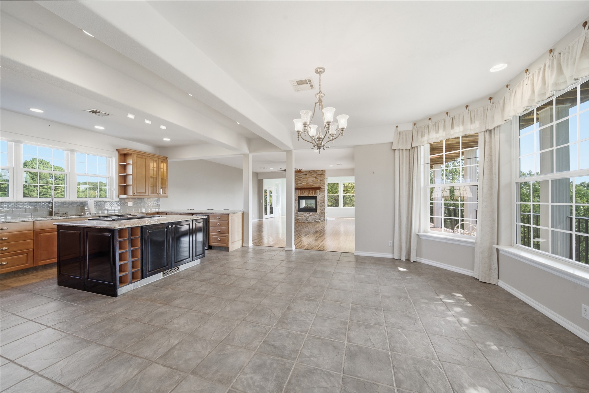 778 W Lakeshore Drive Cleveland OK 74020