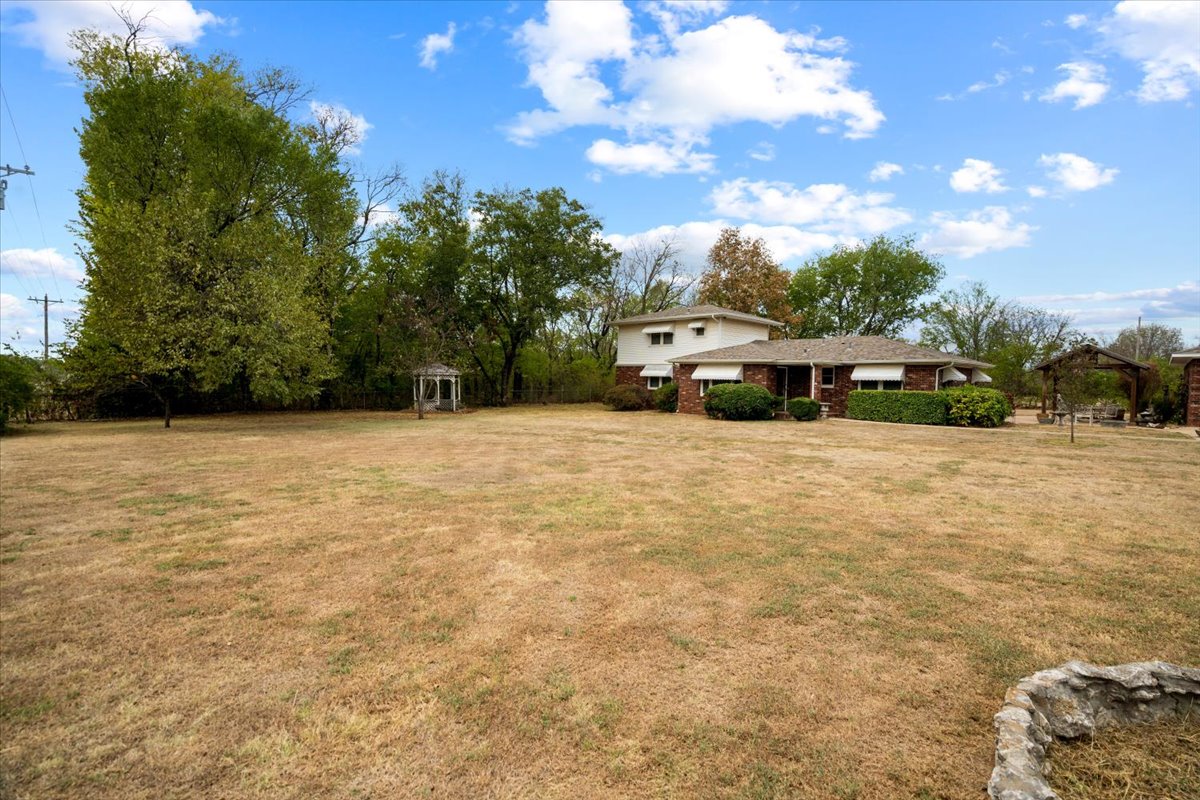 13723 E 56th Street N Owasso OK 74055