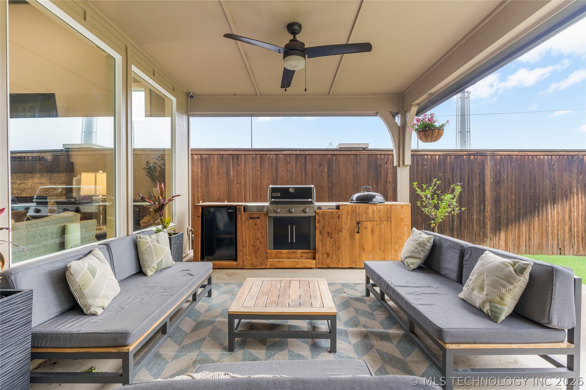 1120 E 37th Place Tulsa OK 74105
