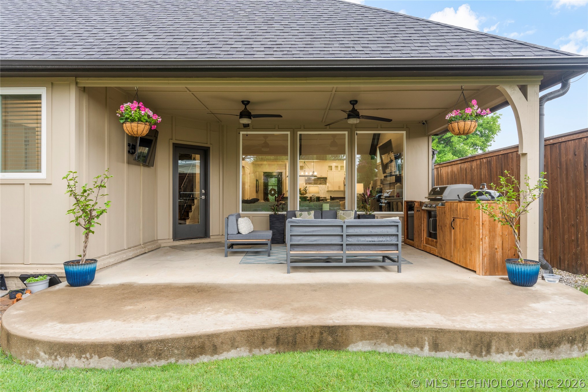 1120 E 37th Place Tulsa OK 74105