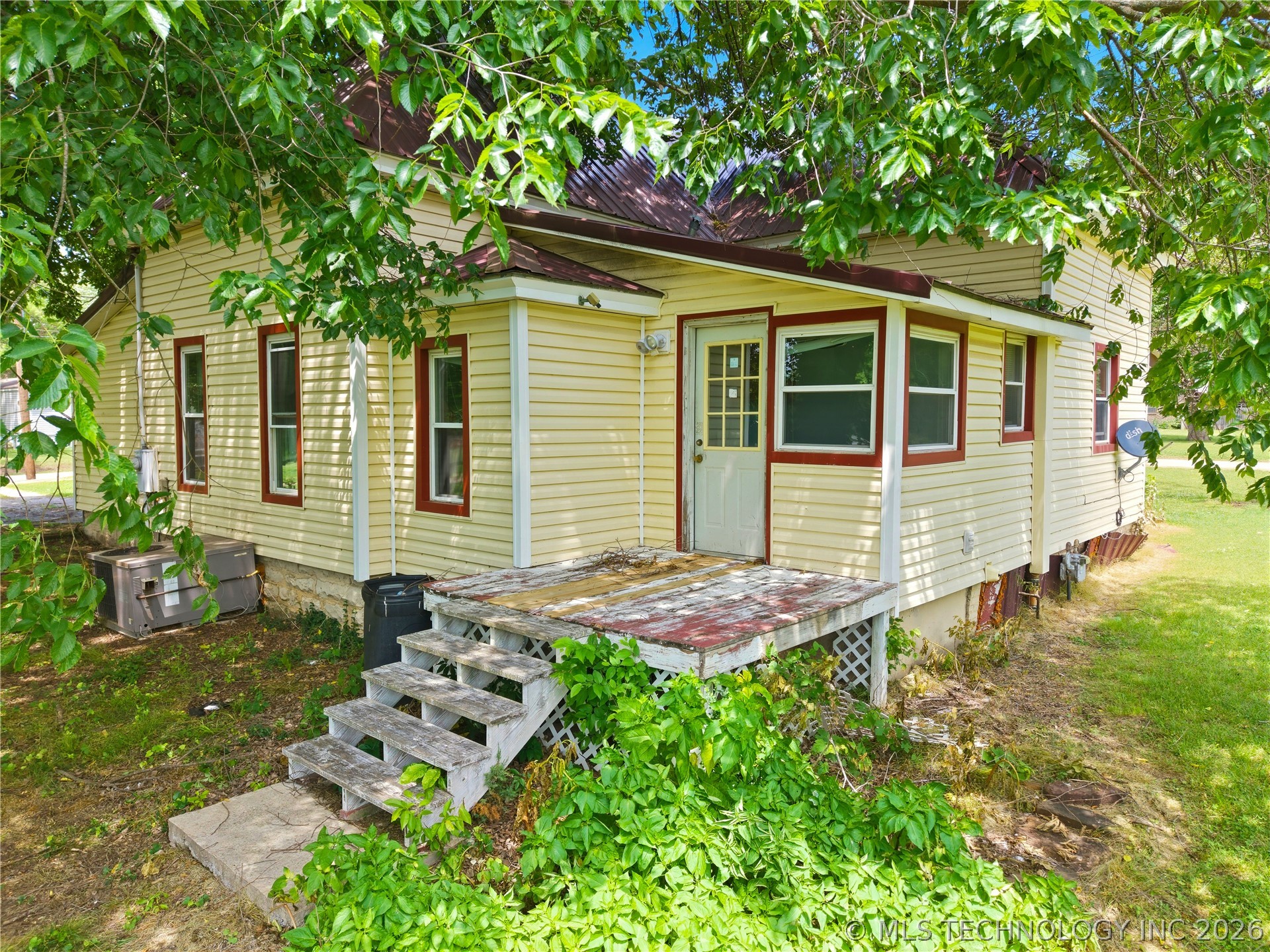 321 E Delaware Westville OK 74965