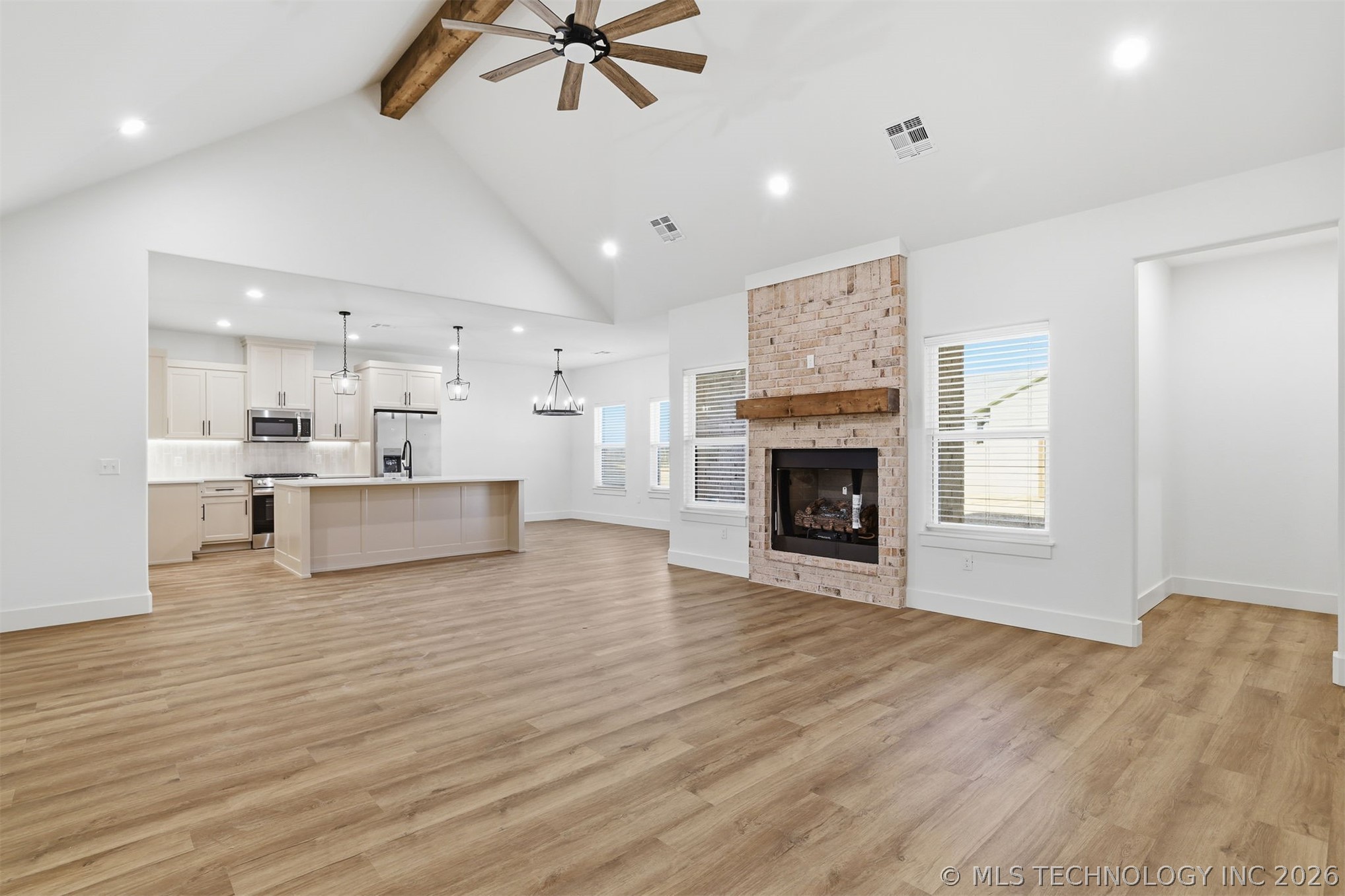 1900 Boxer Lane Durant OK 74701