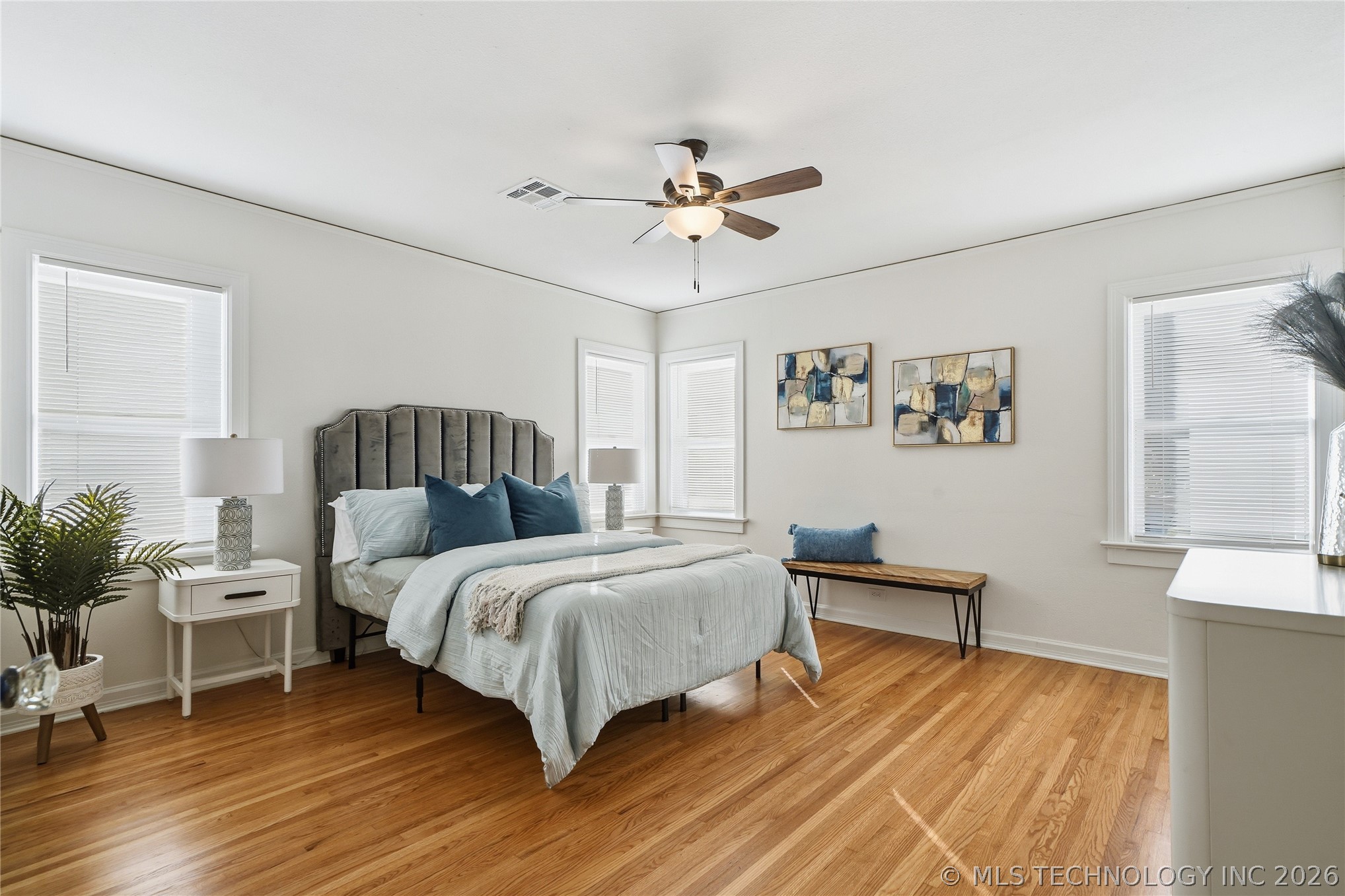 1604 N Boston Place Tulsa OK 74106