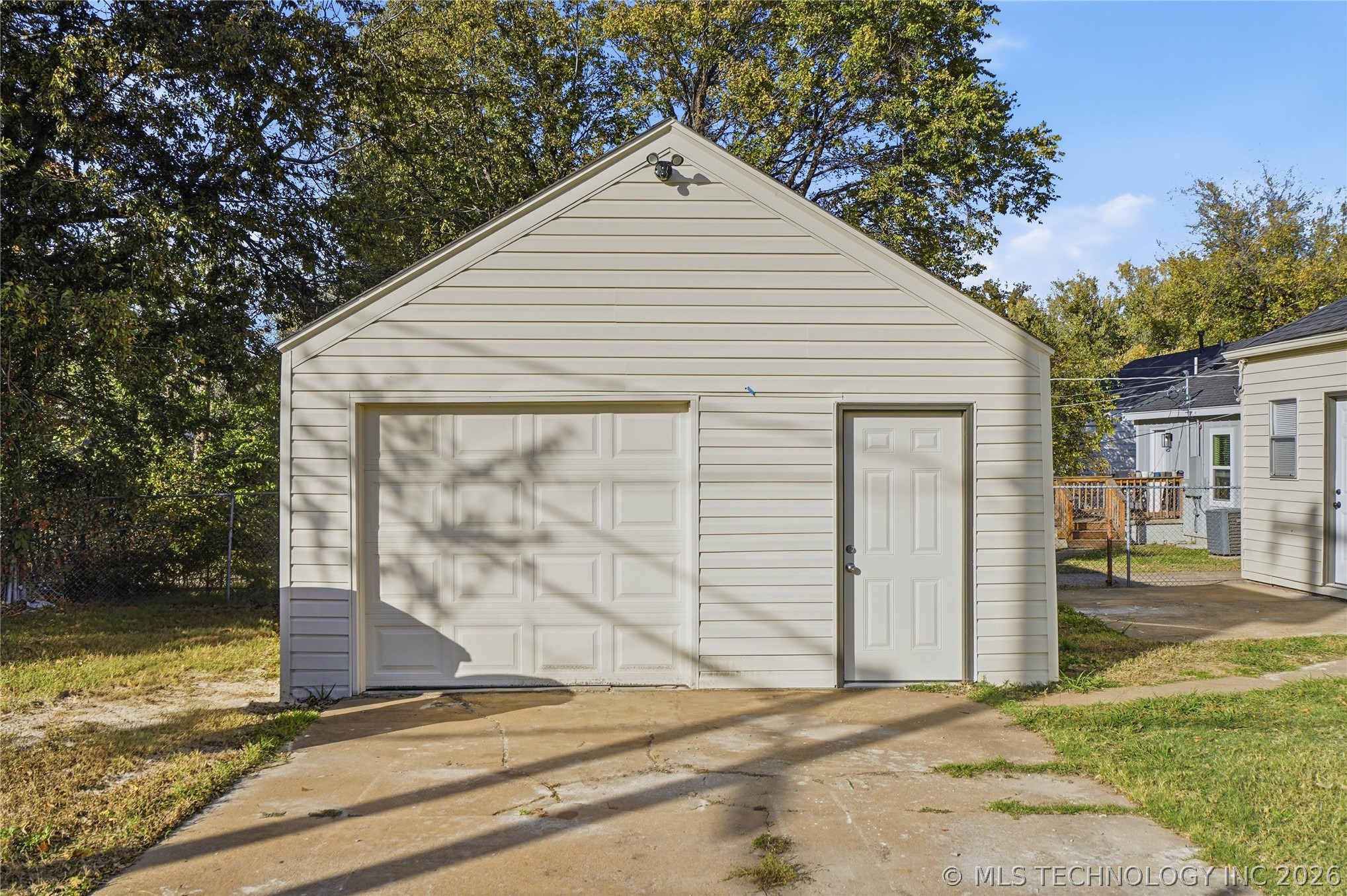1604 N Boston Place Tulsa OK 74106