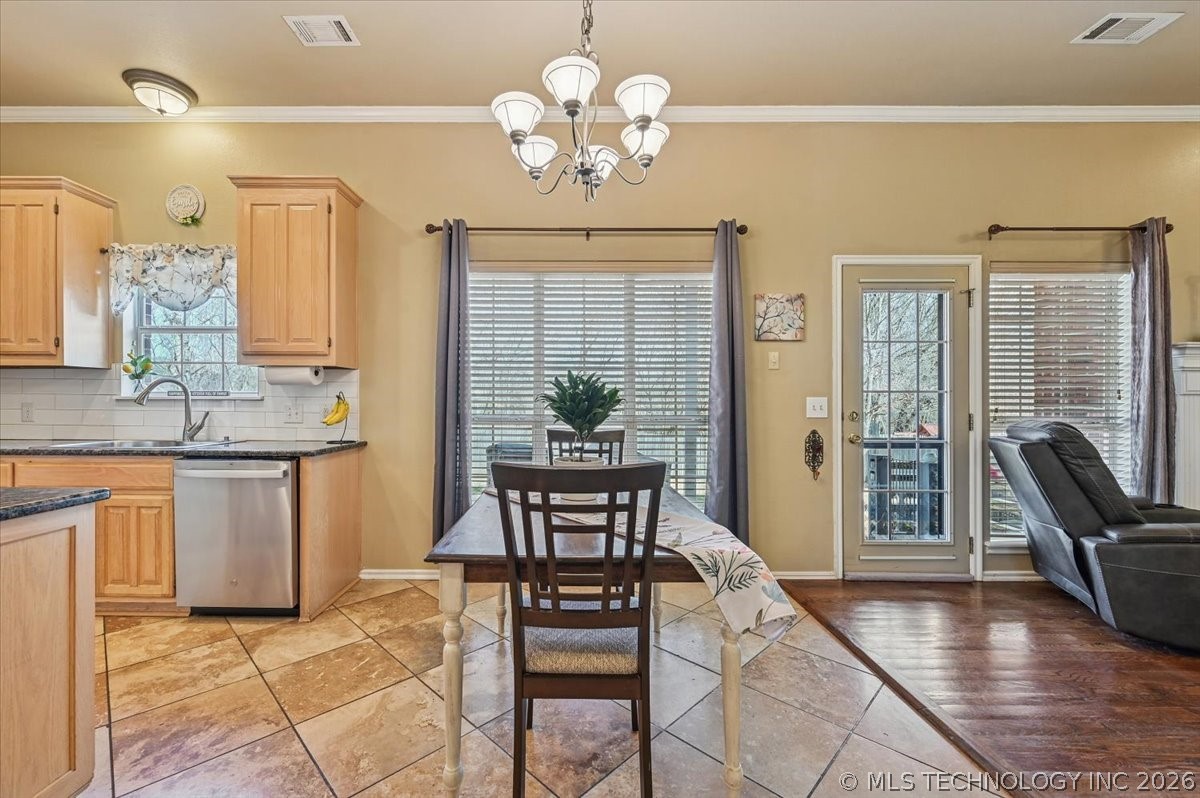 617 N Willow Avenue Broken Arrow OK 74012