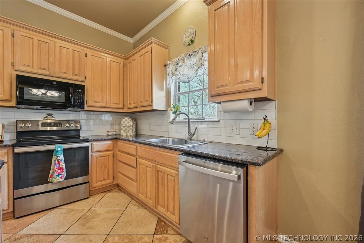 617 N Willow Avenue Broken Arrow OK 74012