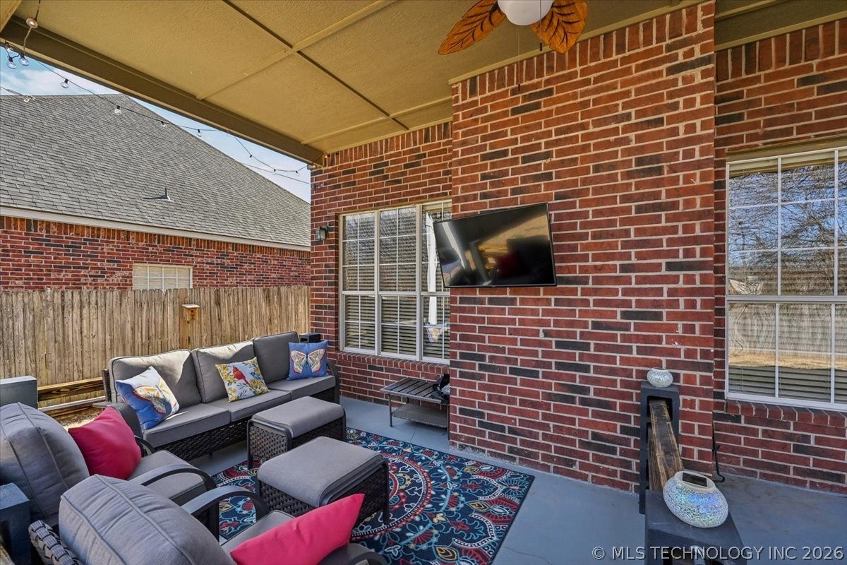 617 N Willow Avenue Broken Arrow OK 74012