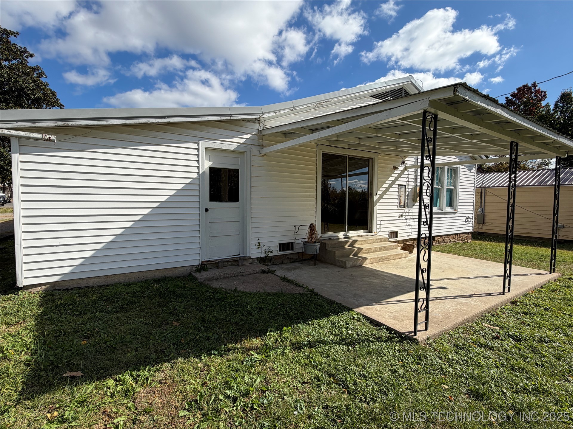 611 SW 9th Wilburton OK 74578