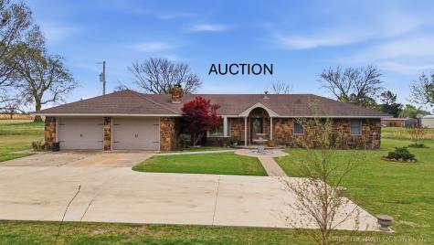 18760 52 Highway Morris OK 74445