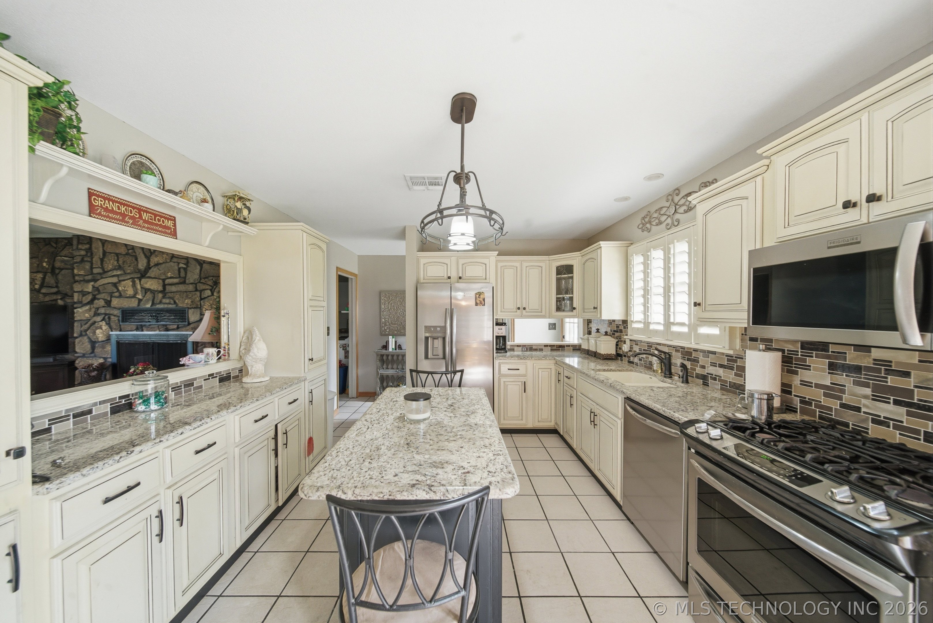18760 52 Highway Morris OK 74445