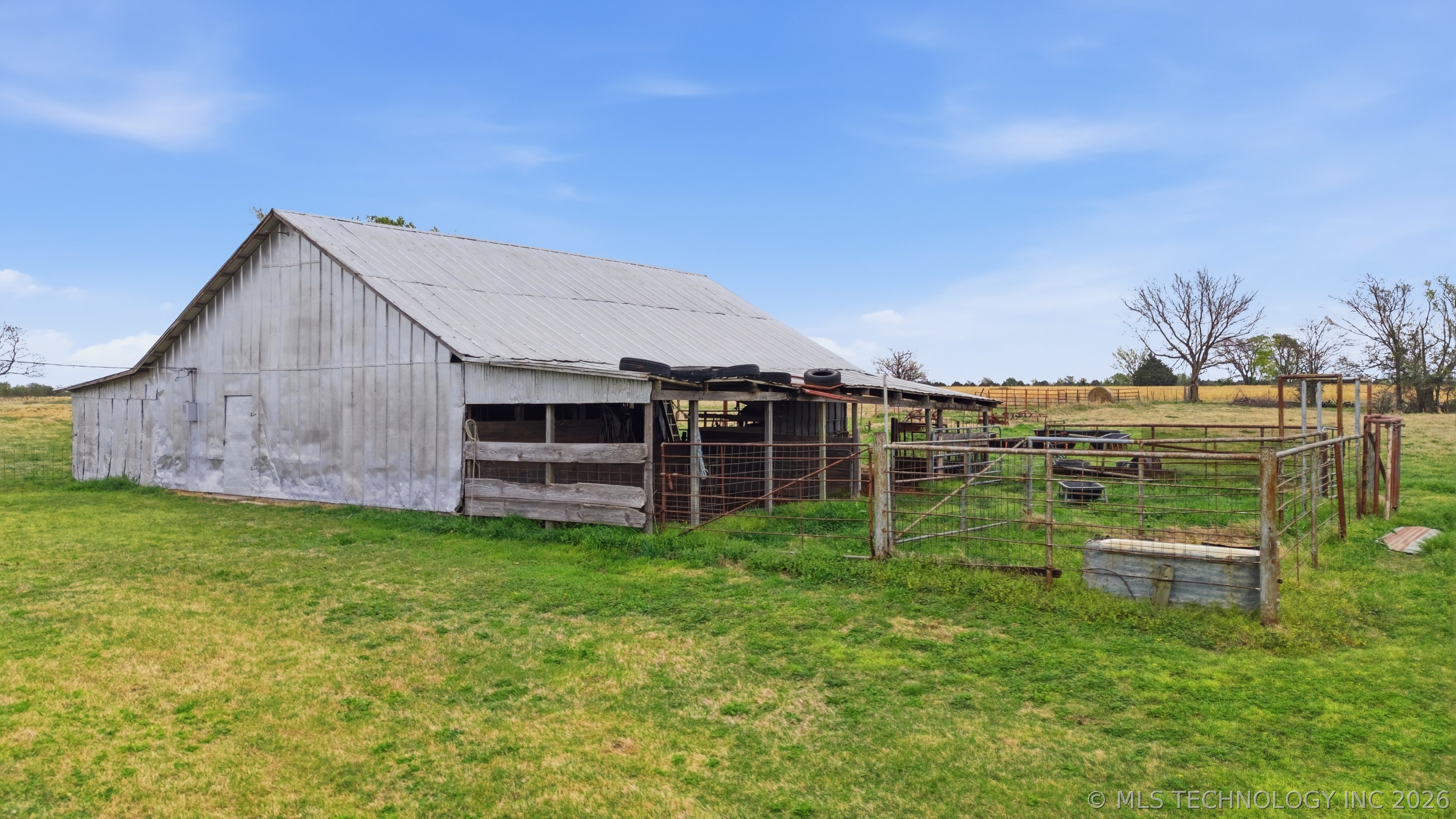 18760 52 Highway Morris OK 74445