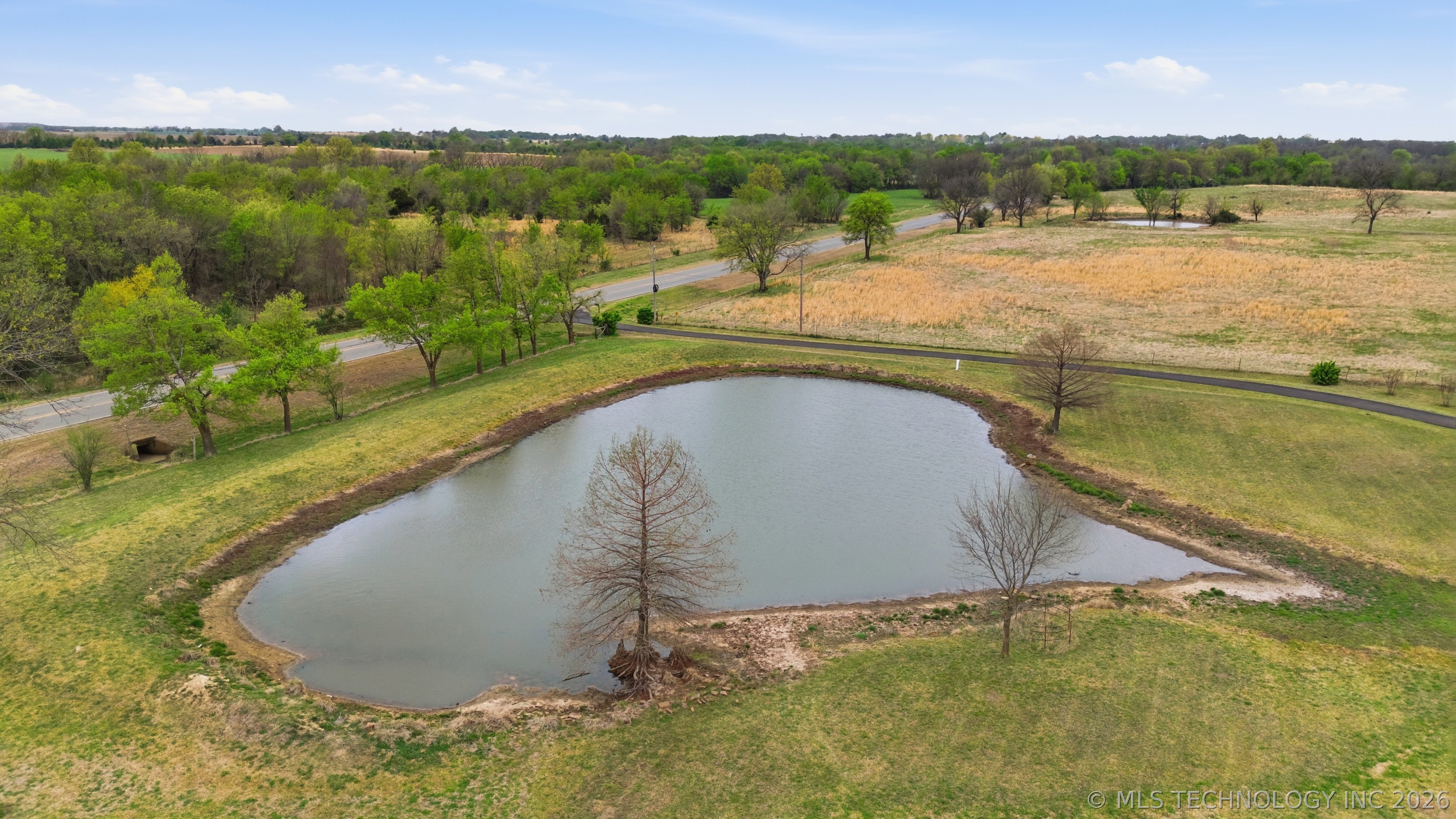 18760 52 Highway Morris OK 74445
