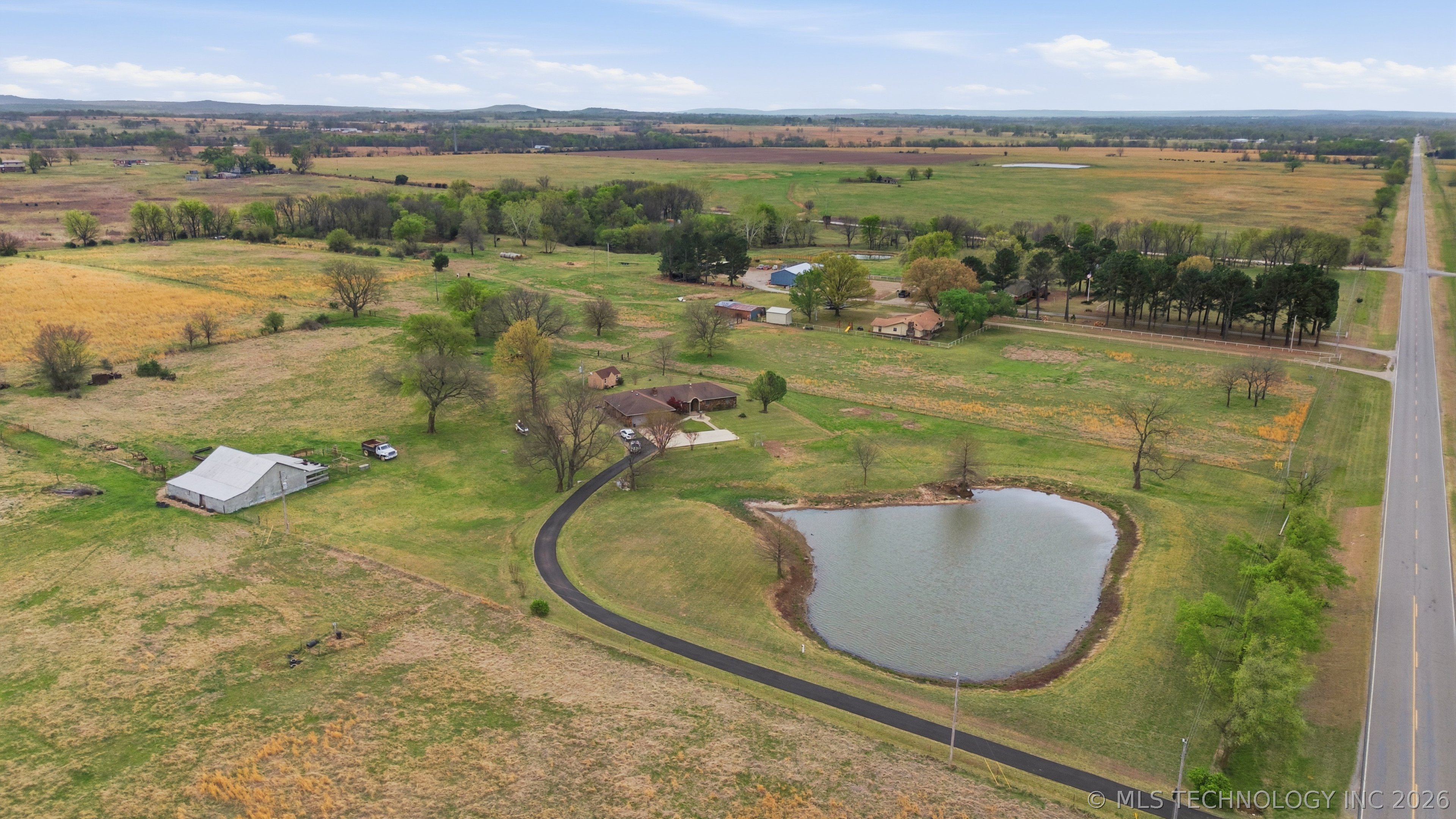 18760 52 Highway Morris OK 74445