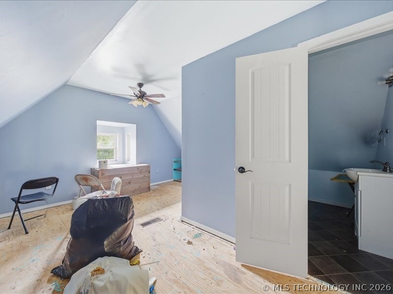 25654 Turkey Pen Hollow Road Henryetta OK 74437