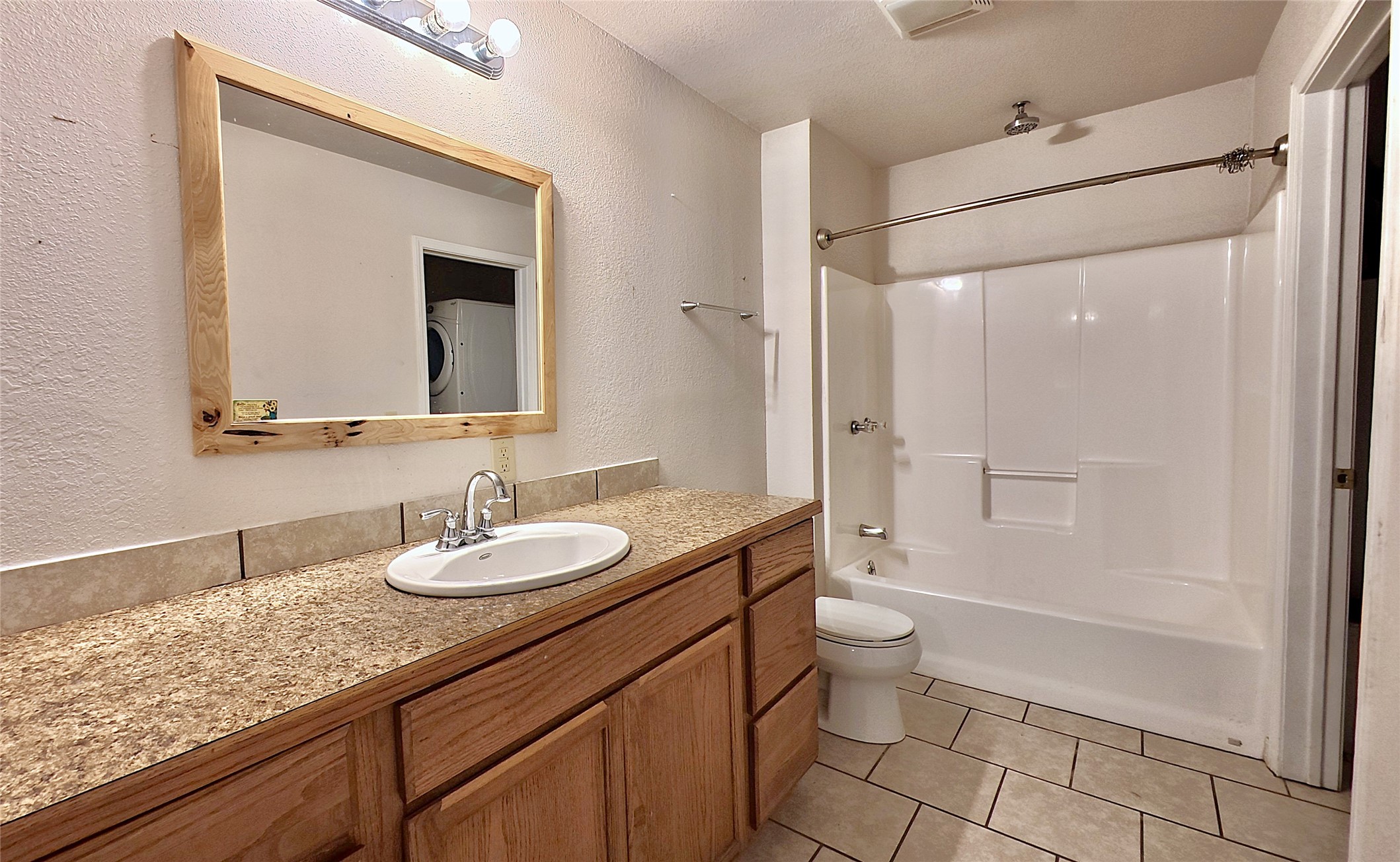 200 W Creek Avenue Checotah OK 74426