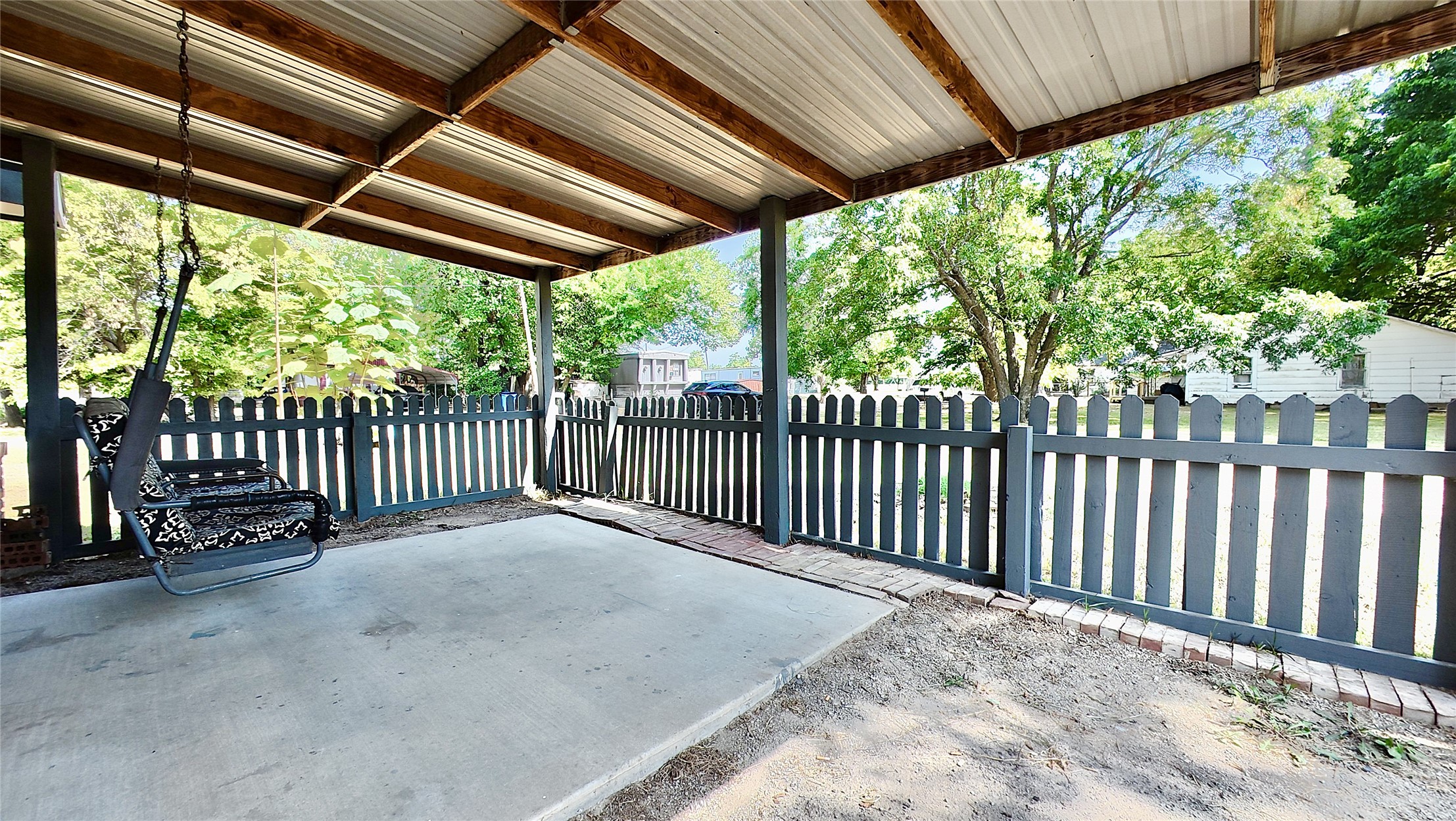 200 W Creek Avenue Checotah OK 74426