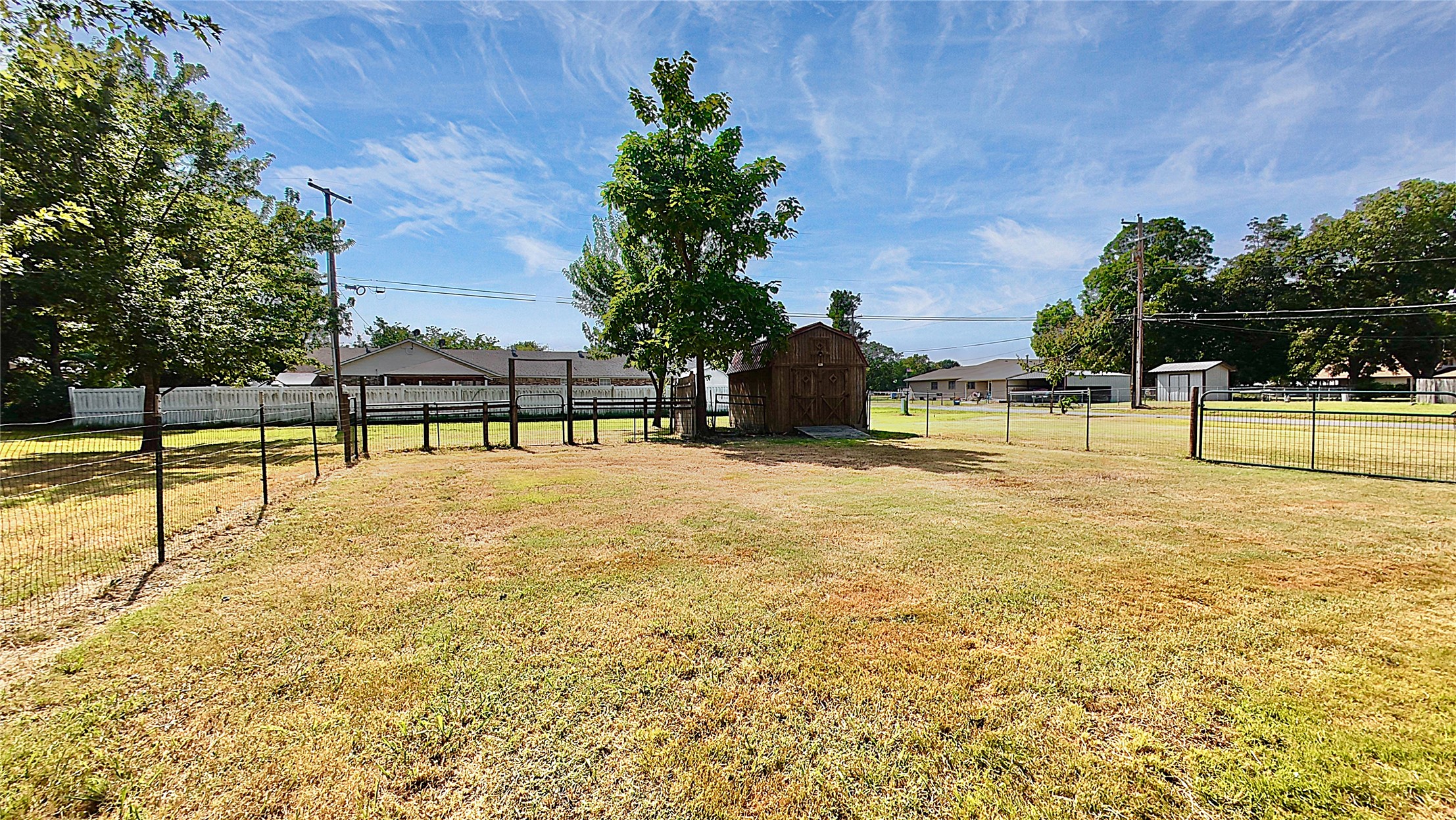 200 W Creek Avenue Checotah OK 74426