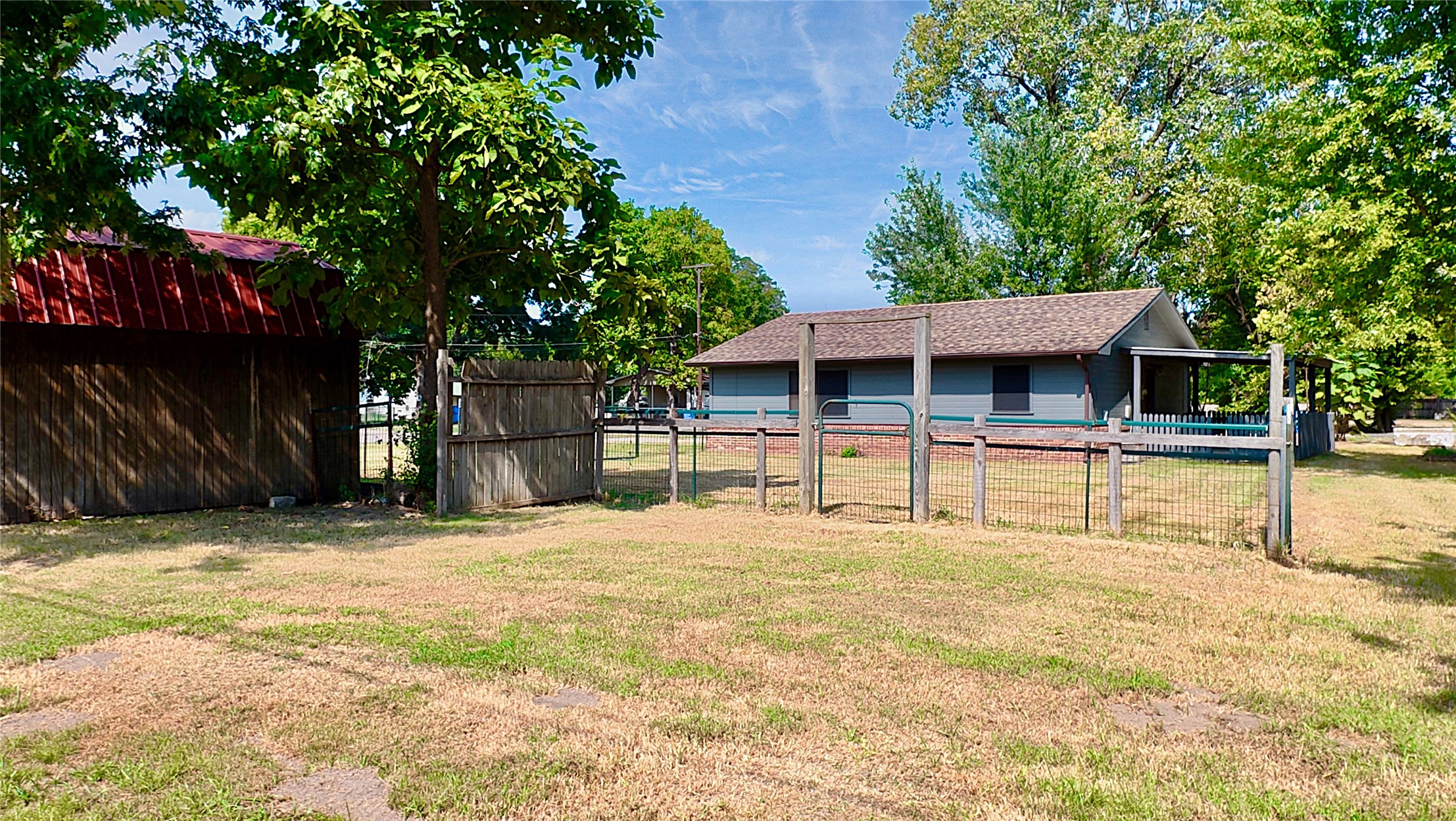 200 W Creek Avenue Checotah OK 74426