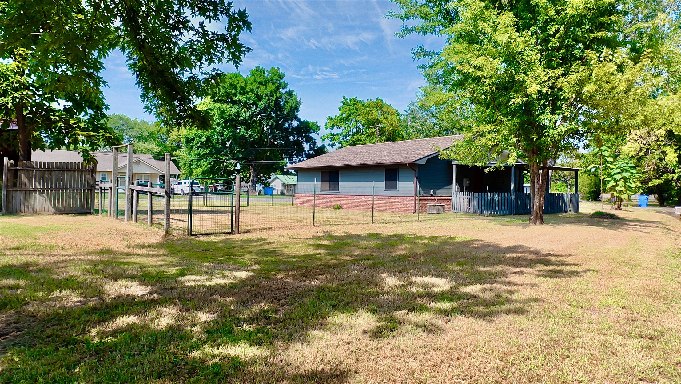 200 W Creek Avenue Checotah OK 74426