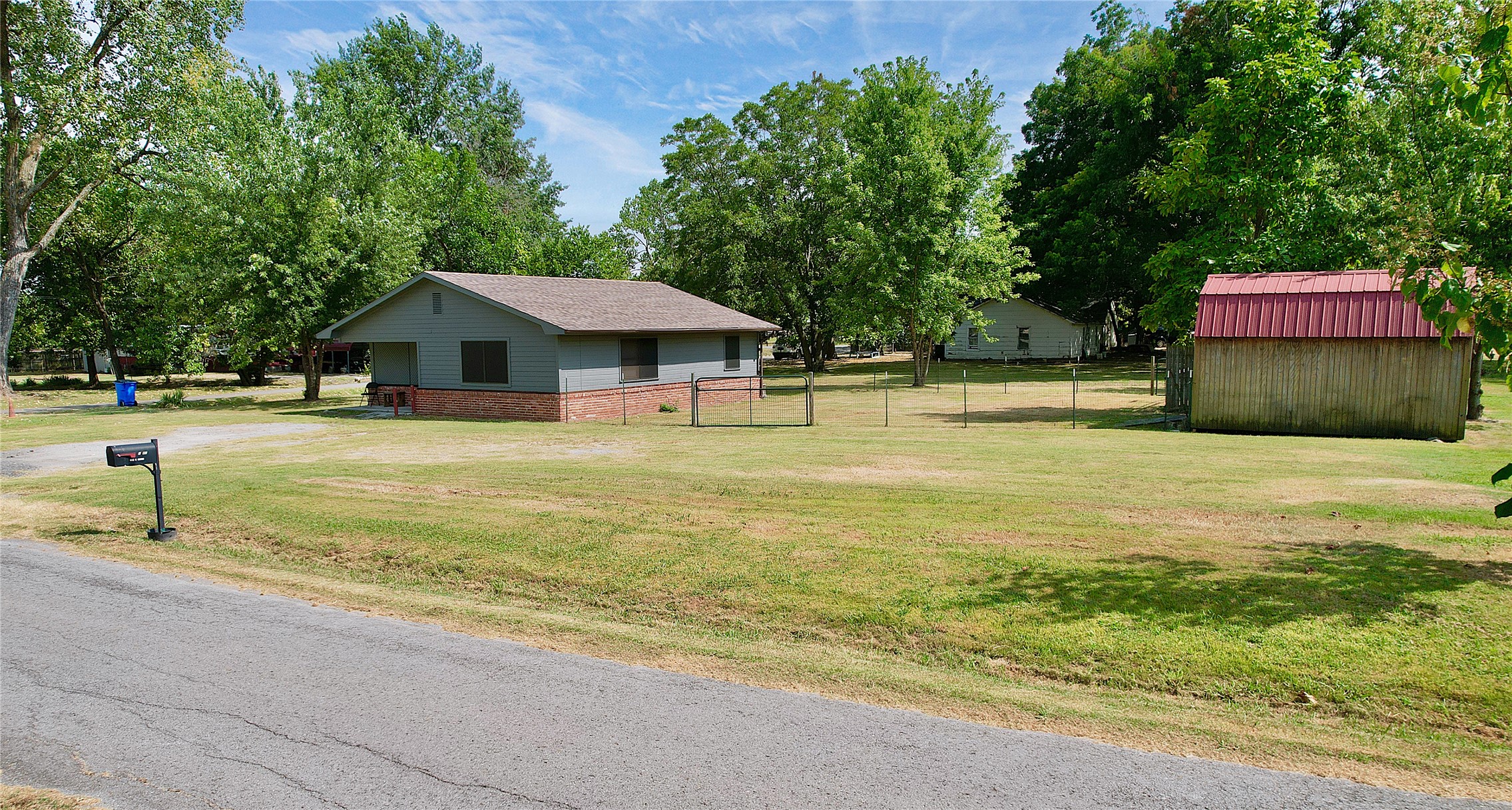200 W Creek Avenue Checotah OK 74426