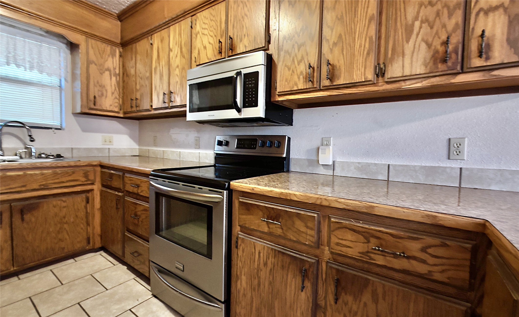 200 W Creek Avenue Checotah OK 74426