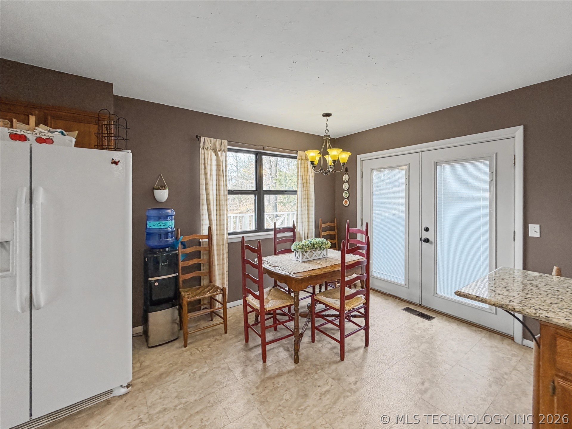20388 W Cherokee Trail Cookson OK 74427