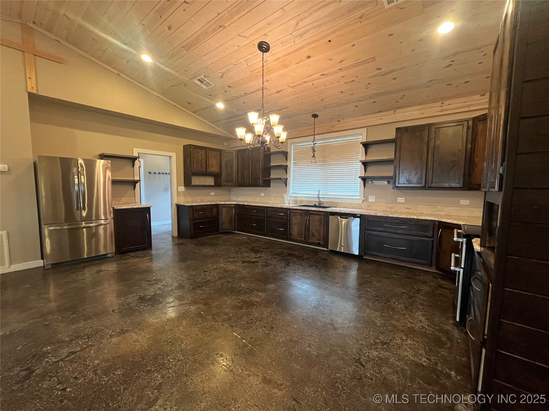 64 Crescent Ardmore OK 73401