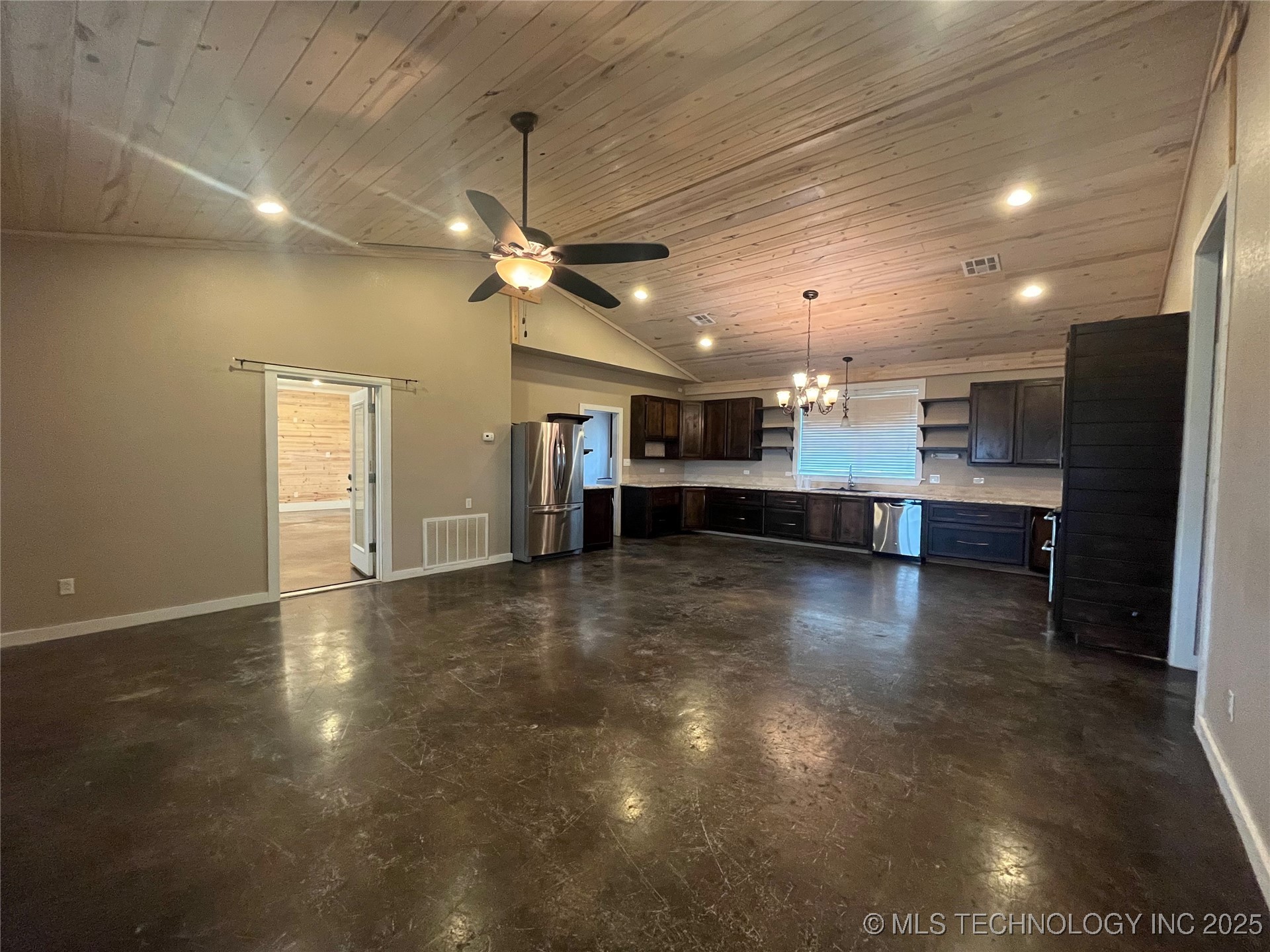 64 Crescent Ardmore OK 73401