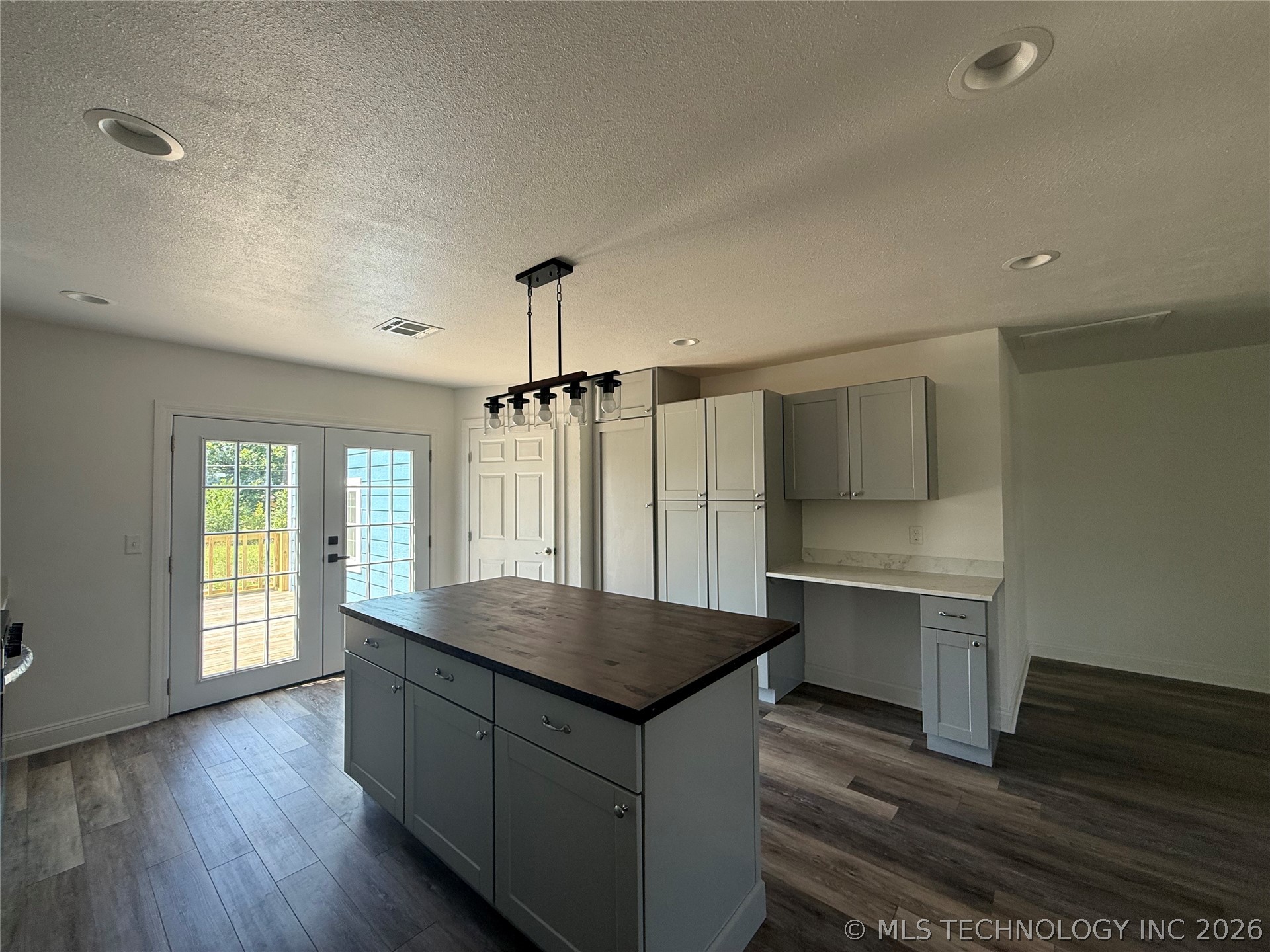 1019 E 5th Cushing OK 74023