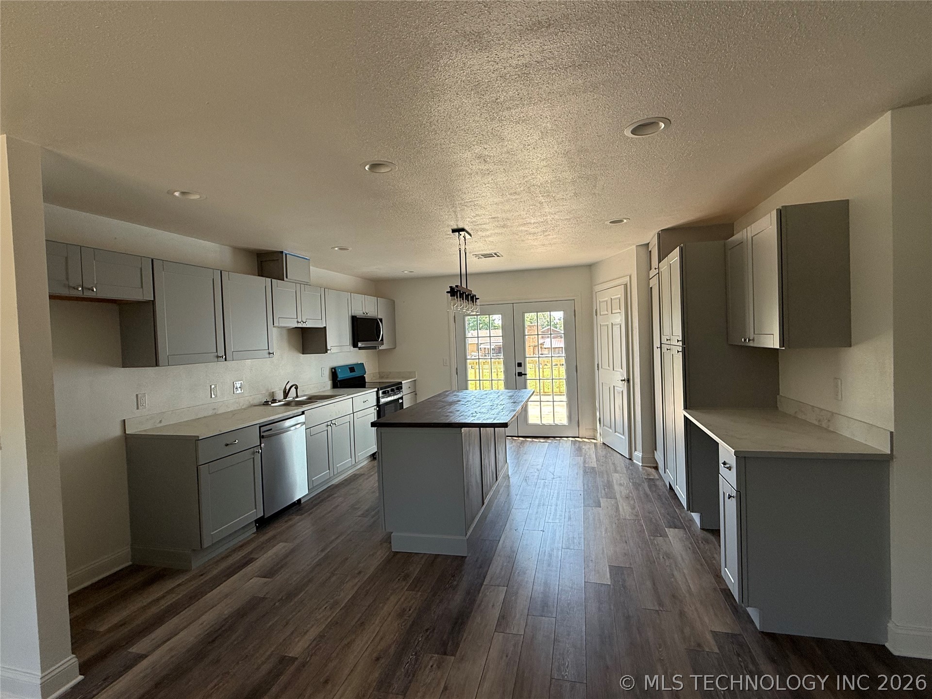 1019 E 5th Cushing OK 74023