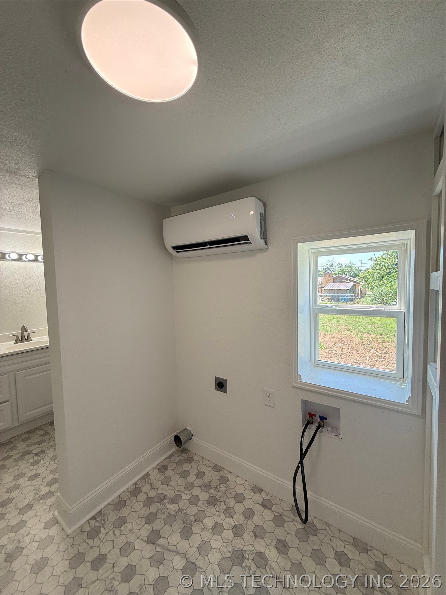 1019 E 5th Cushing OK 74023