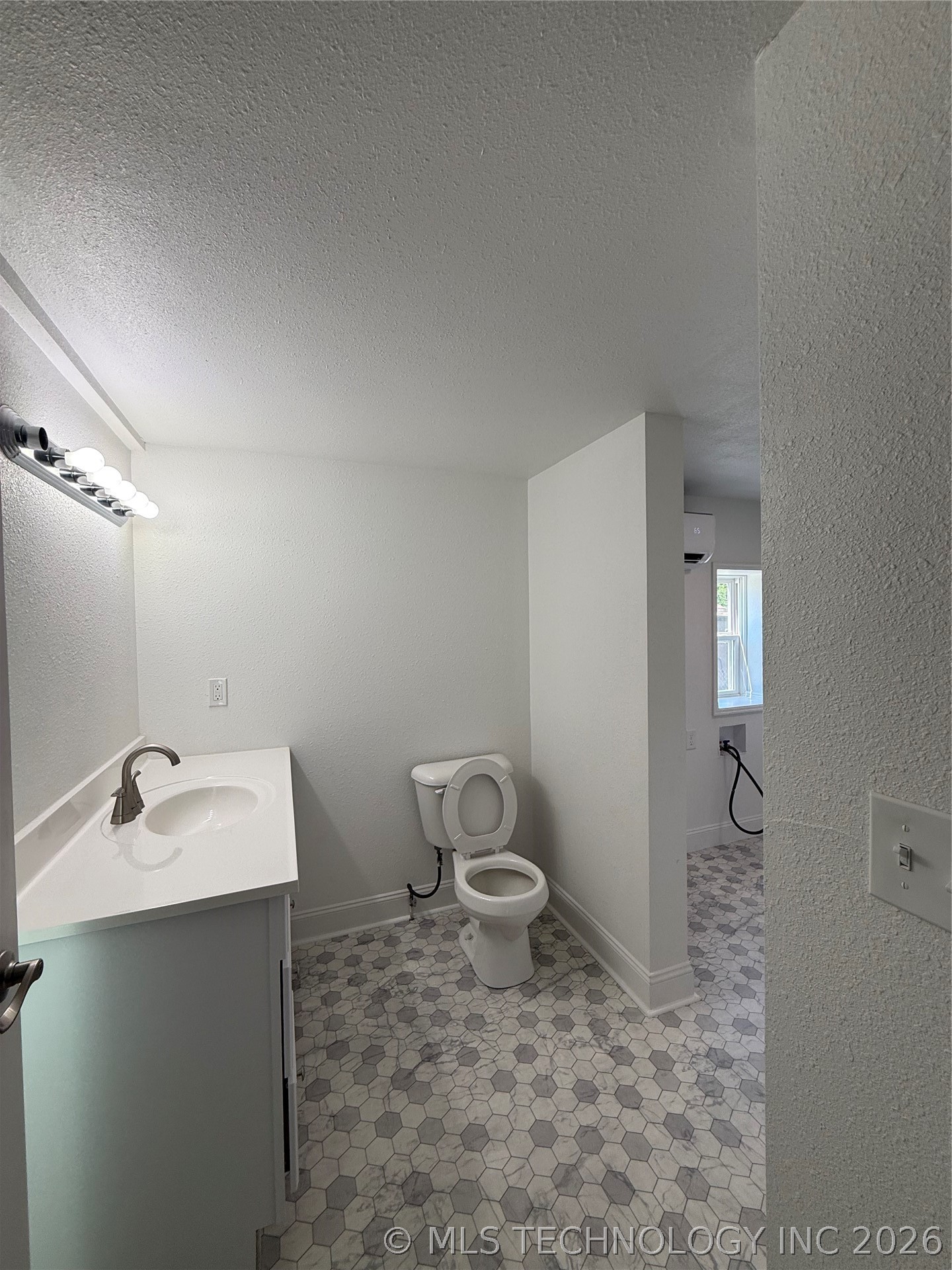 1019 E 5th Cushing OK 74023